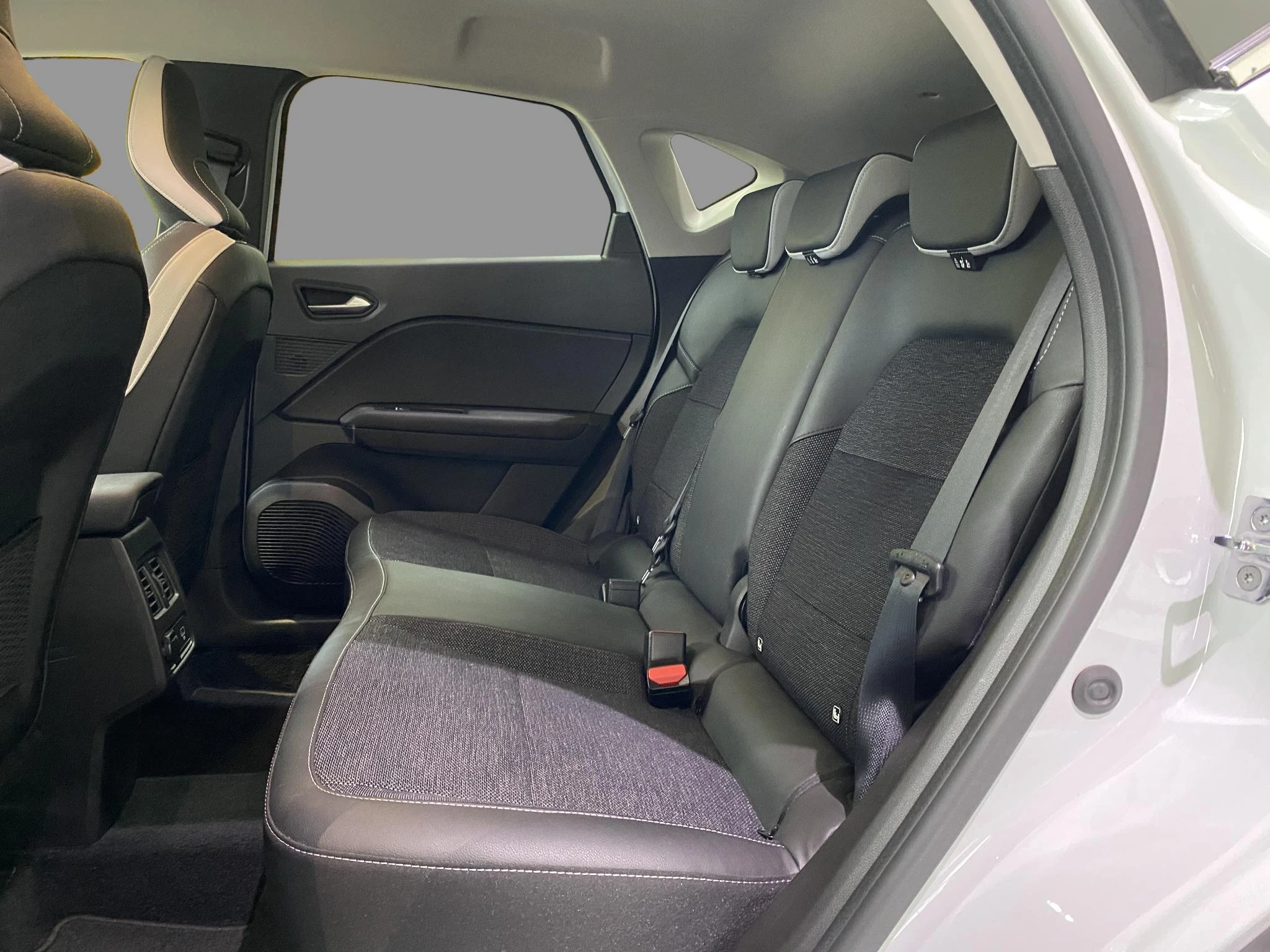 Renault-Captur-image-13