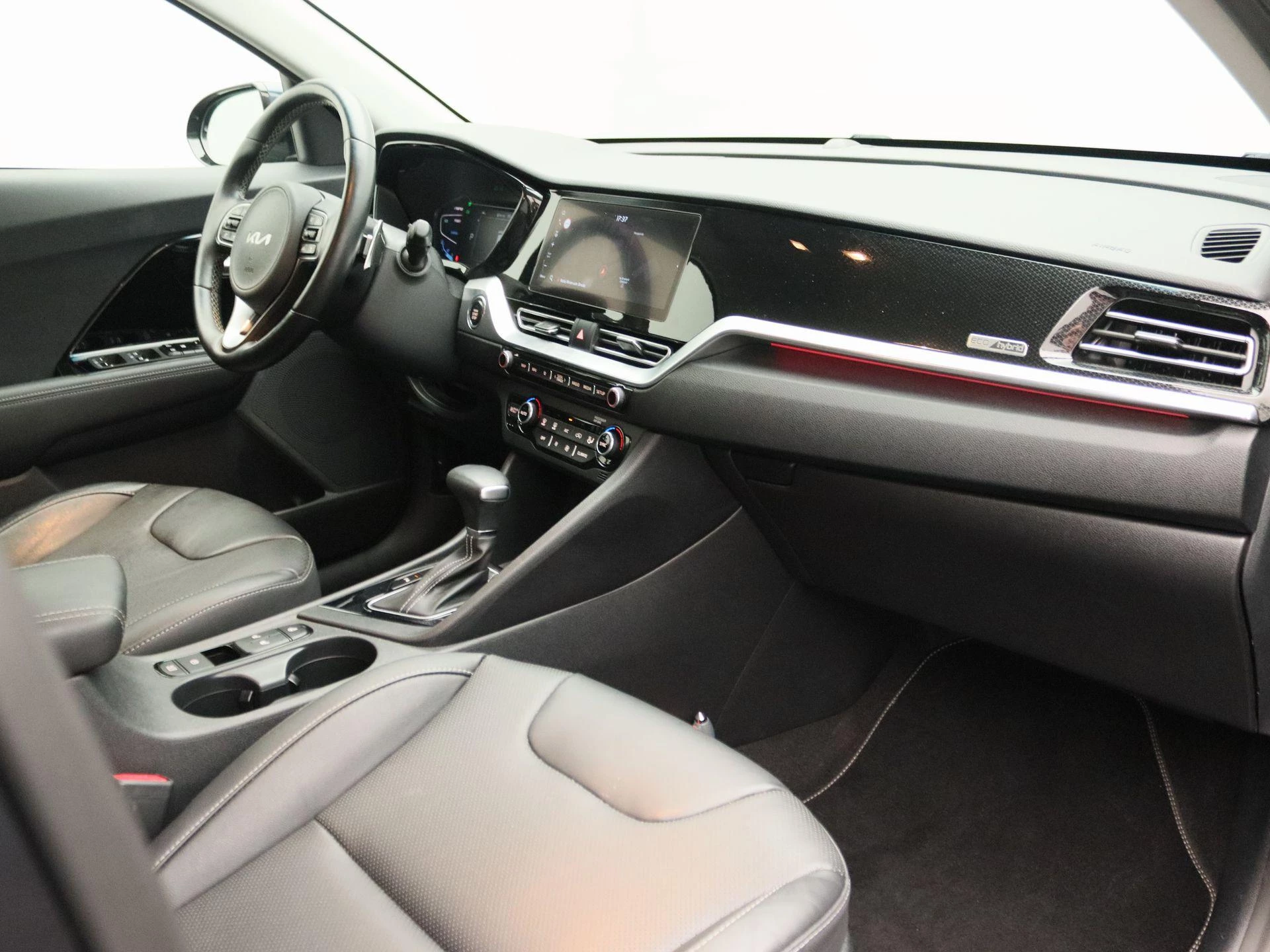 Kia-Niro-image-24