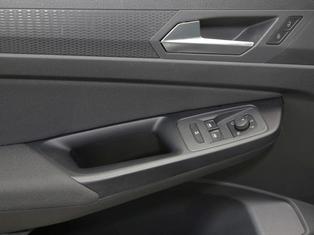 Volkswagen-Caddy-image-15