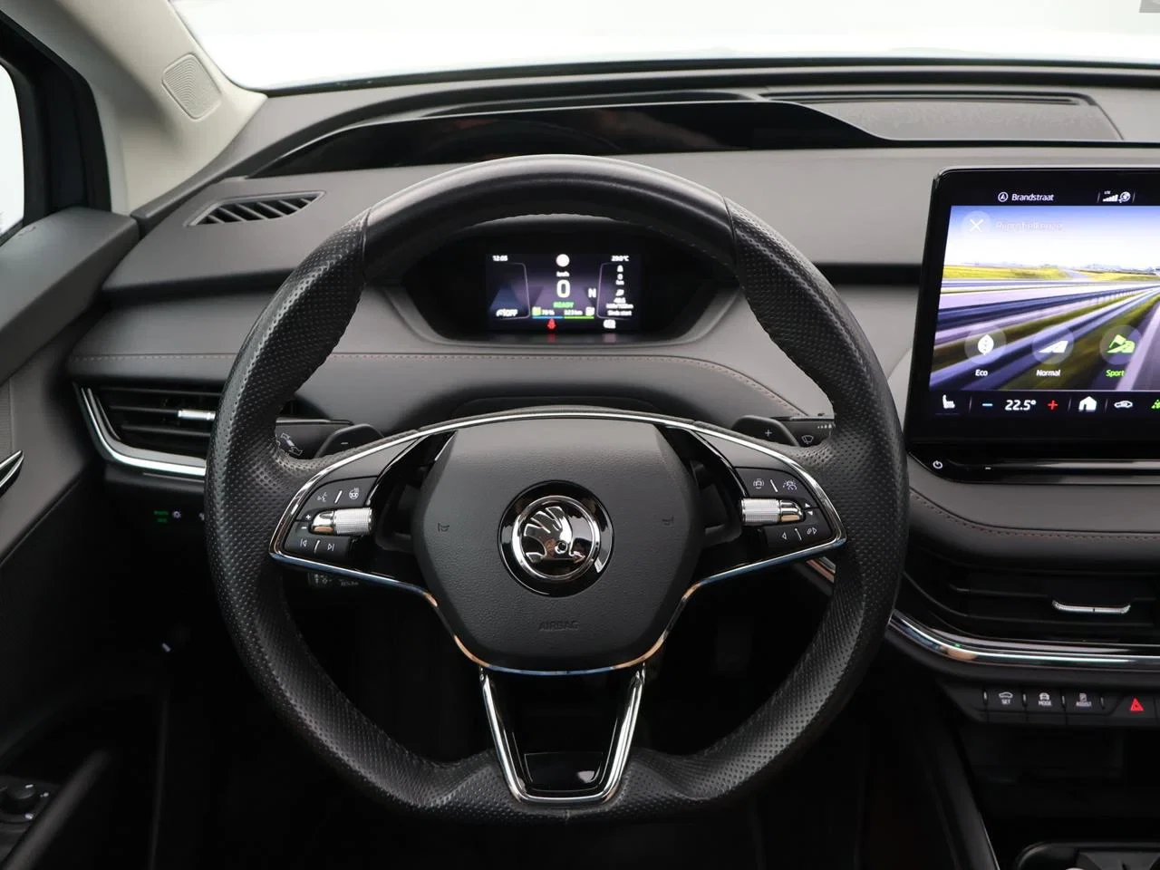 Škoda-Enyaq iV-image-10