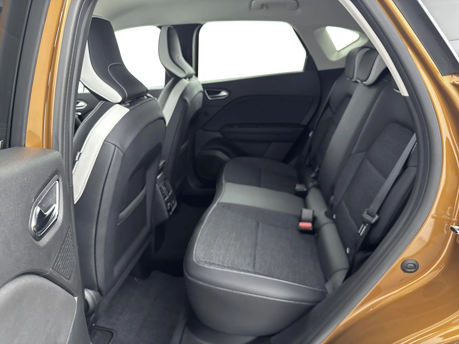 Renault-Captur-image-25