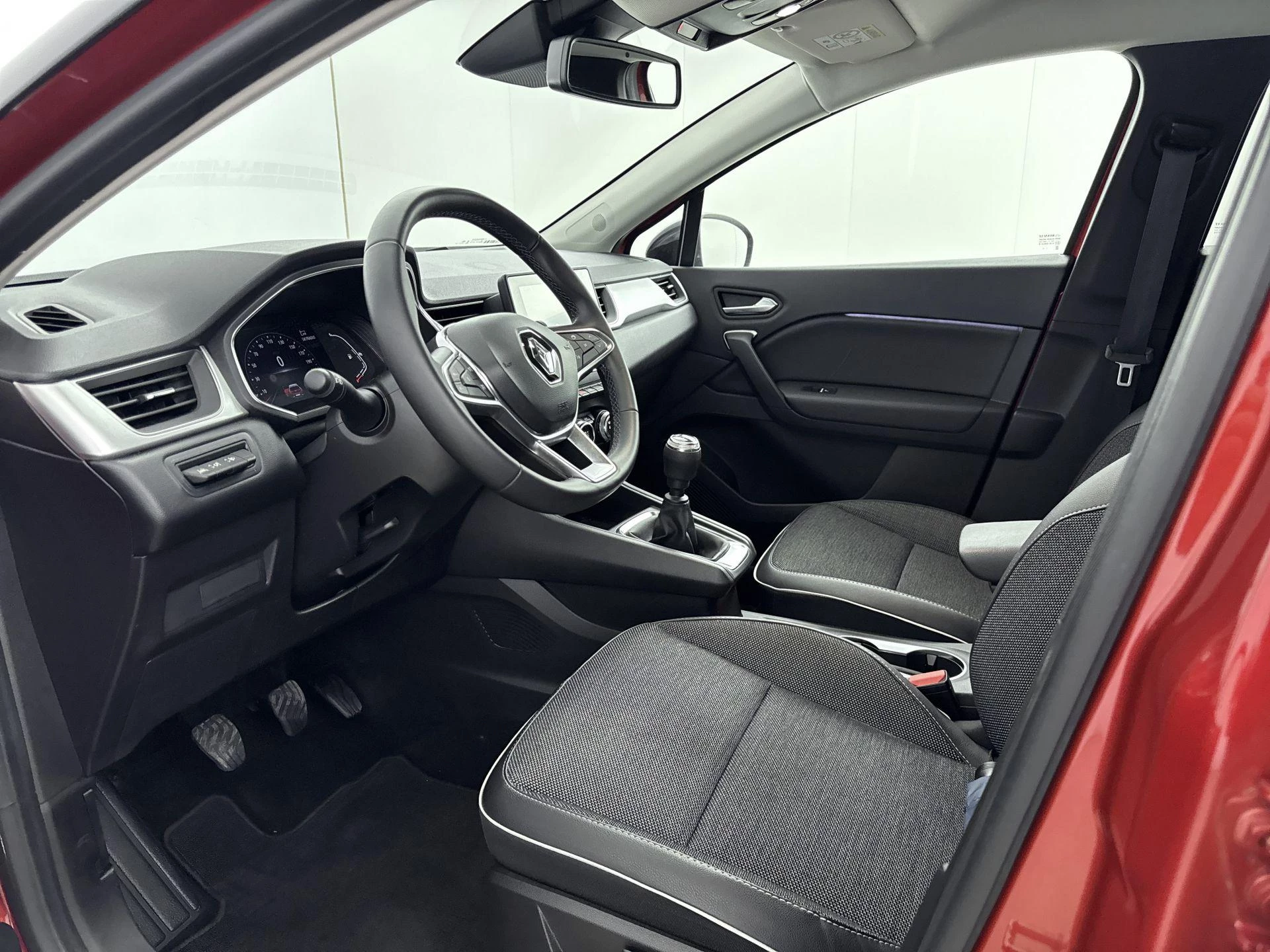 Renault-Captur-image-6