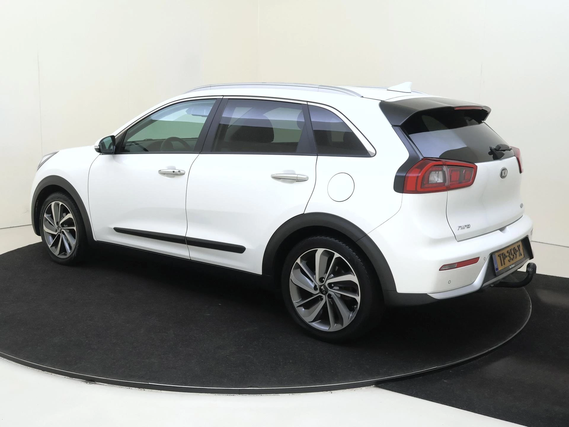Kia-Niro-image-2