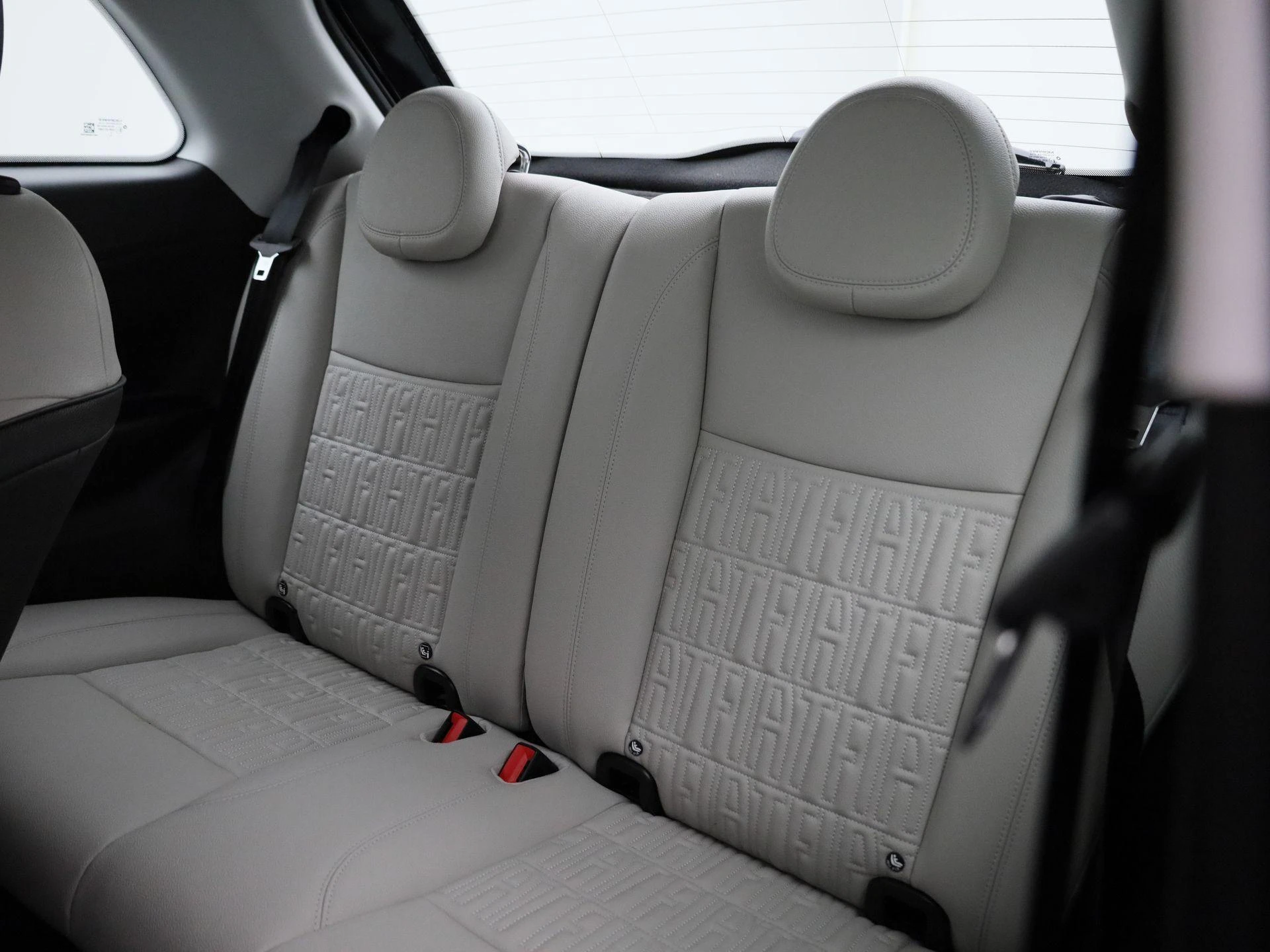 Fiat-500e-image-9