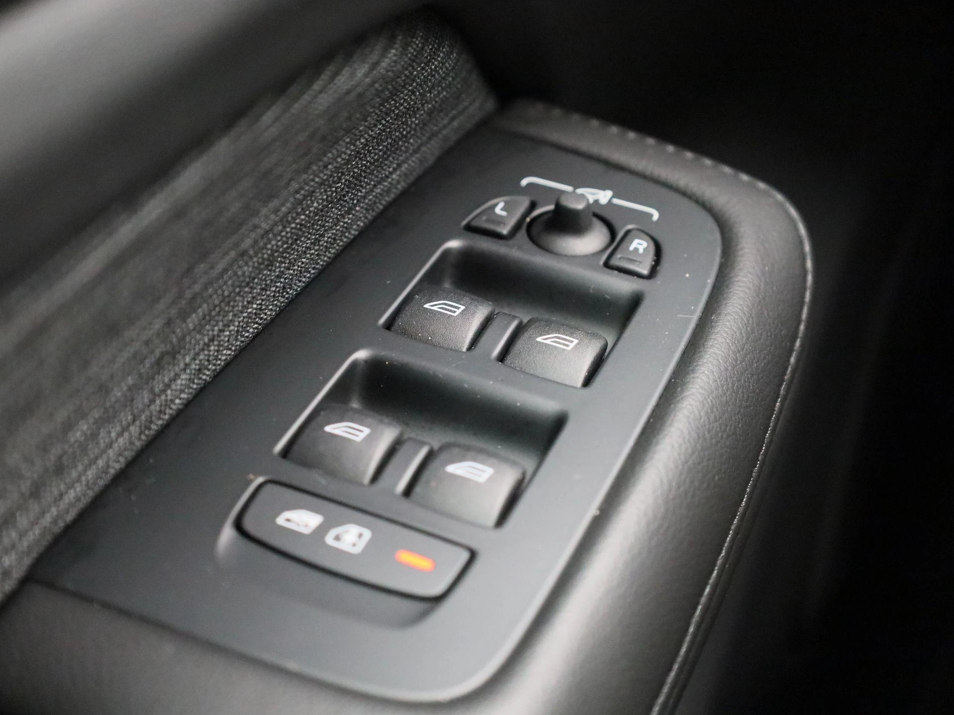 Volvo-V60-image-29