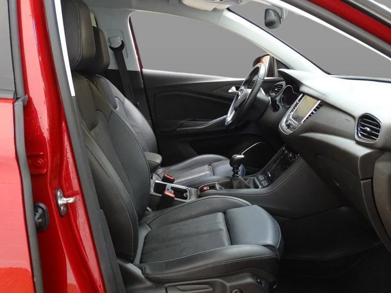 Opel-Grandland-image-11