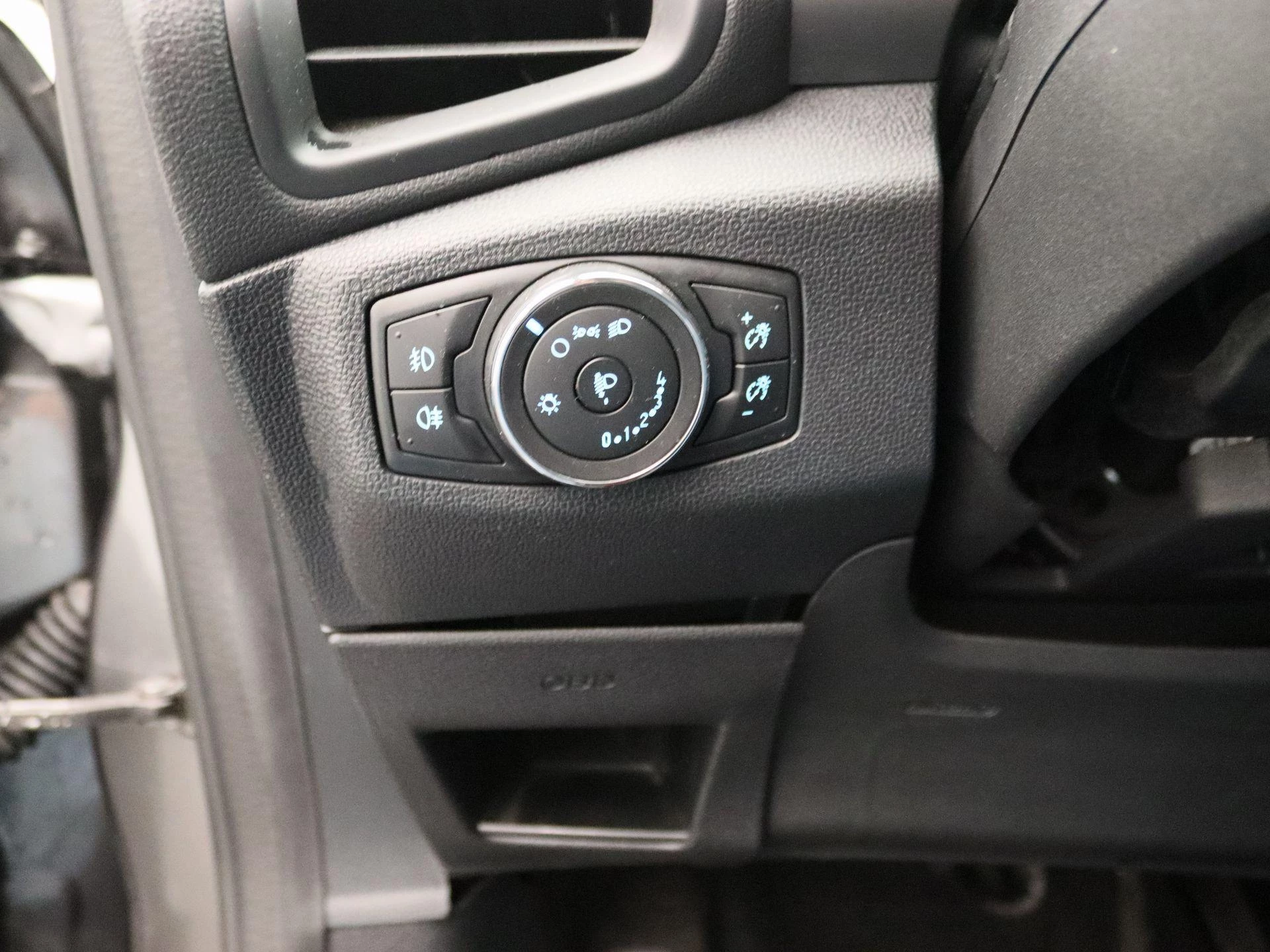 Ford-EcoSport-image-19