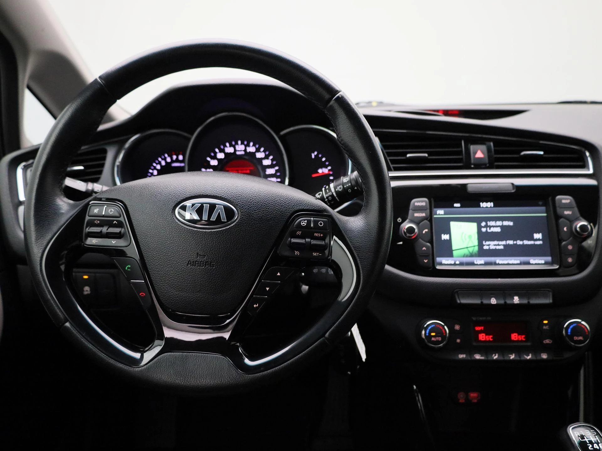 Kia-cee'd-image-6