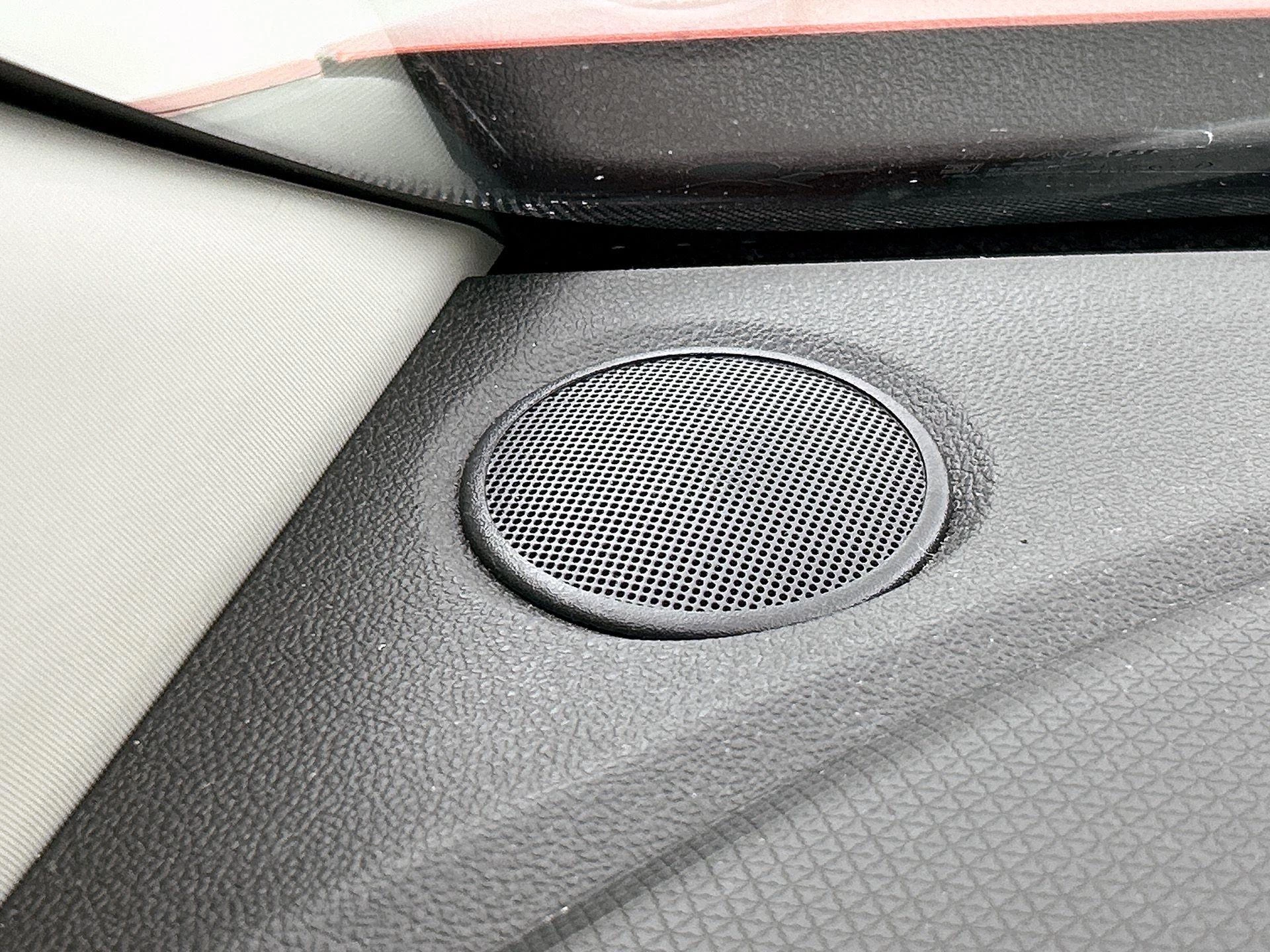 Renault-Clio-image-14