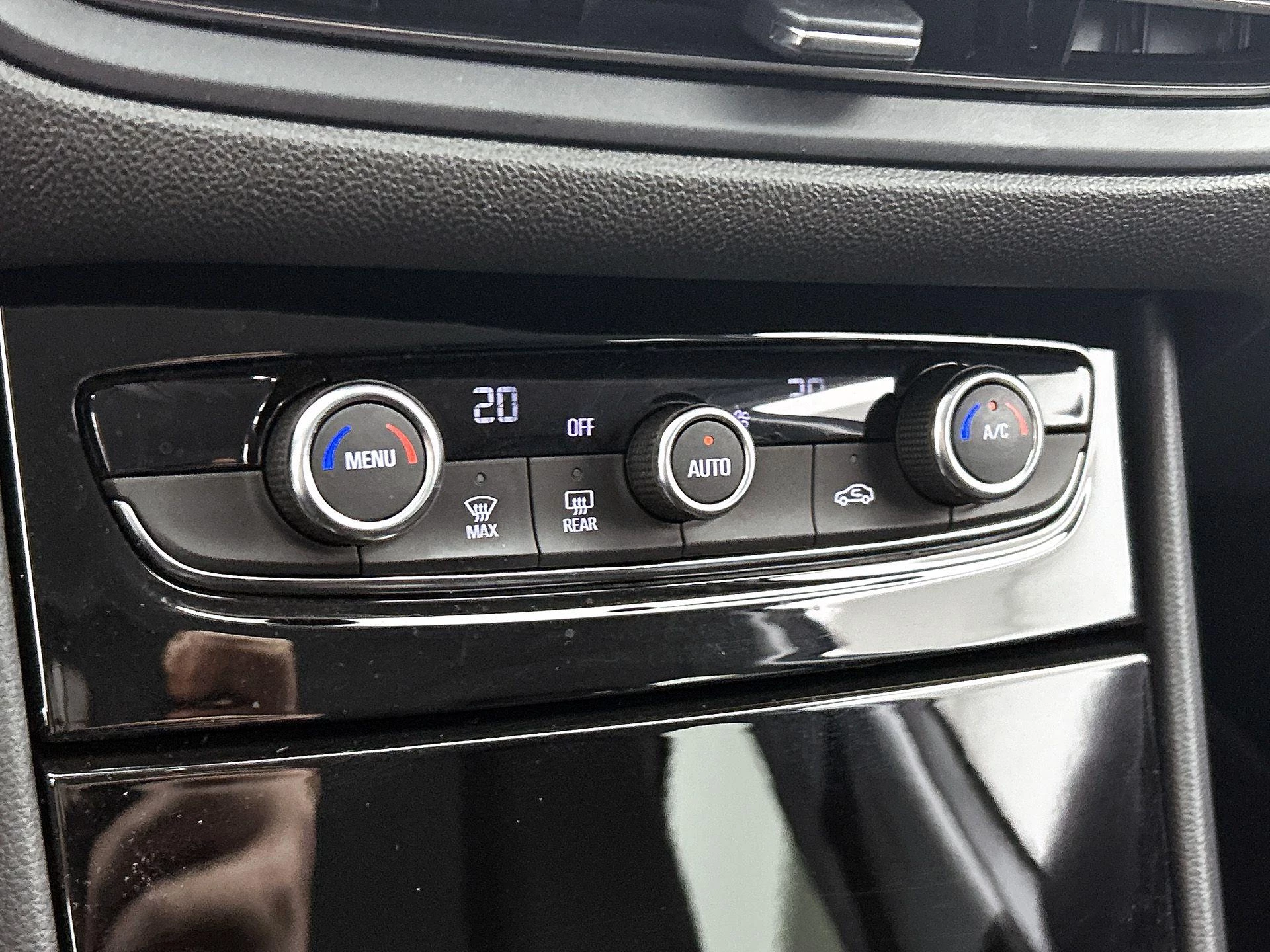 Opel Grandland 1.6 Turbo Plug-In Hybrid Level 4