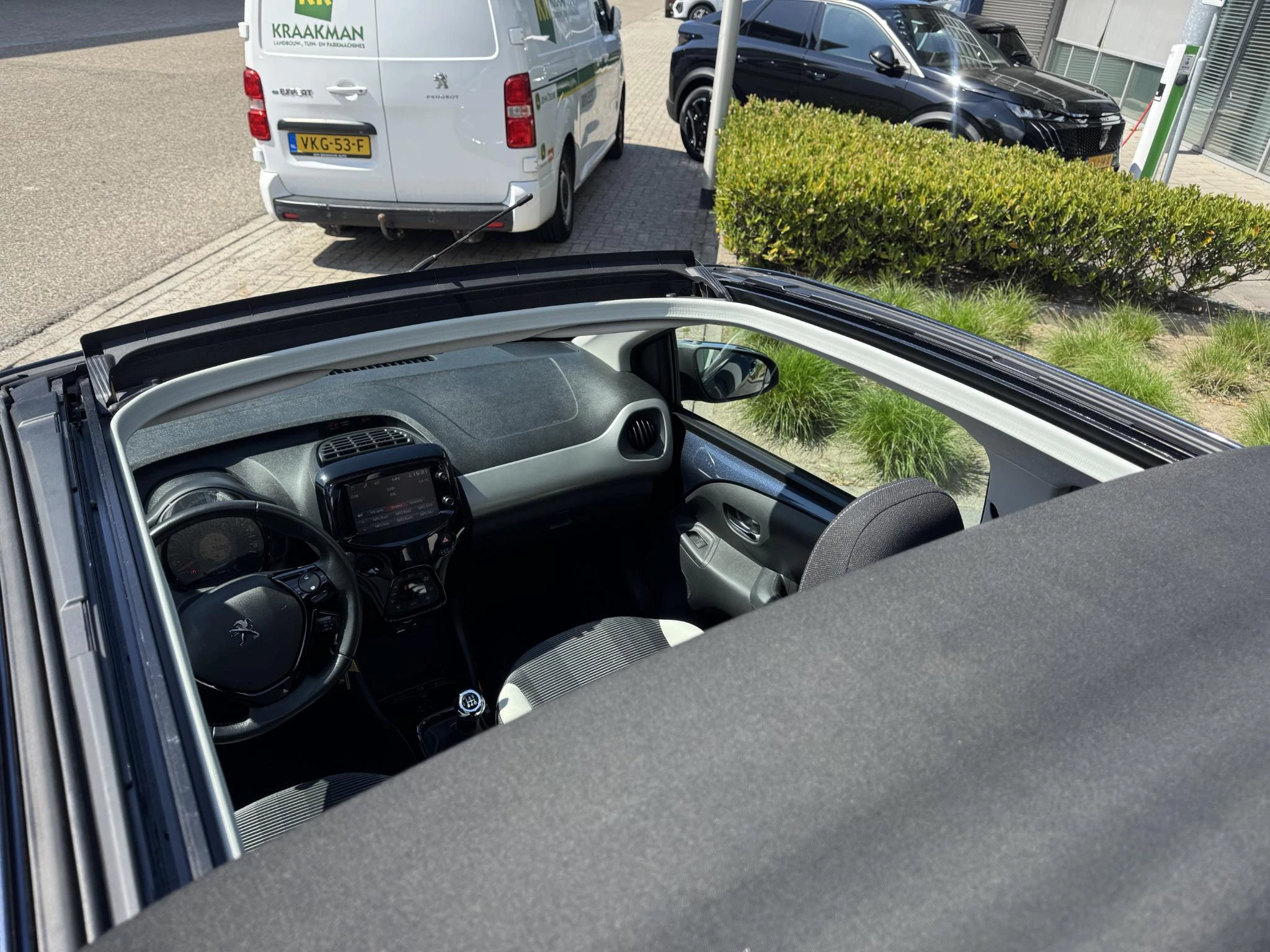 Peugeot-108-image-17