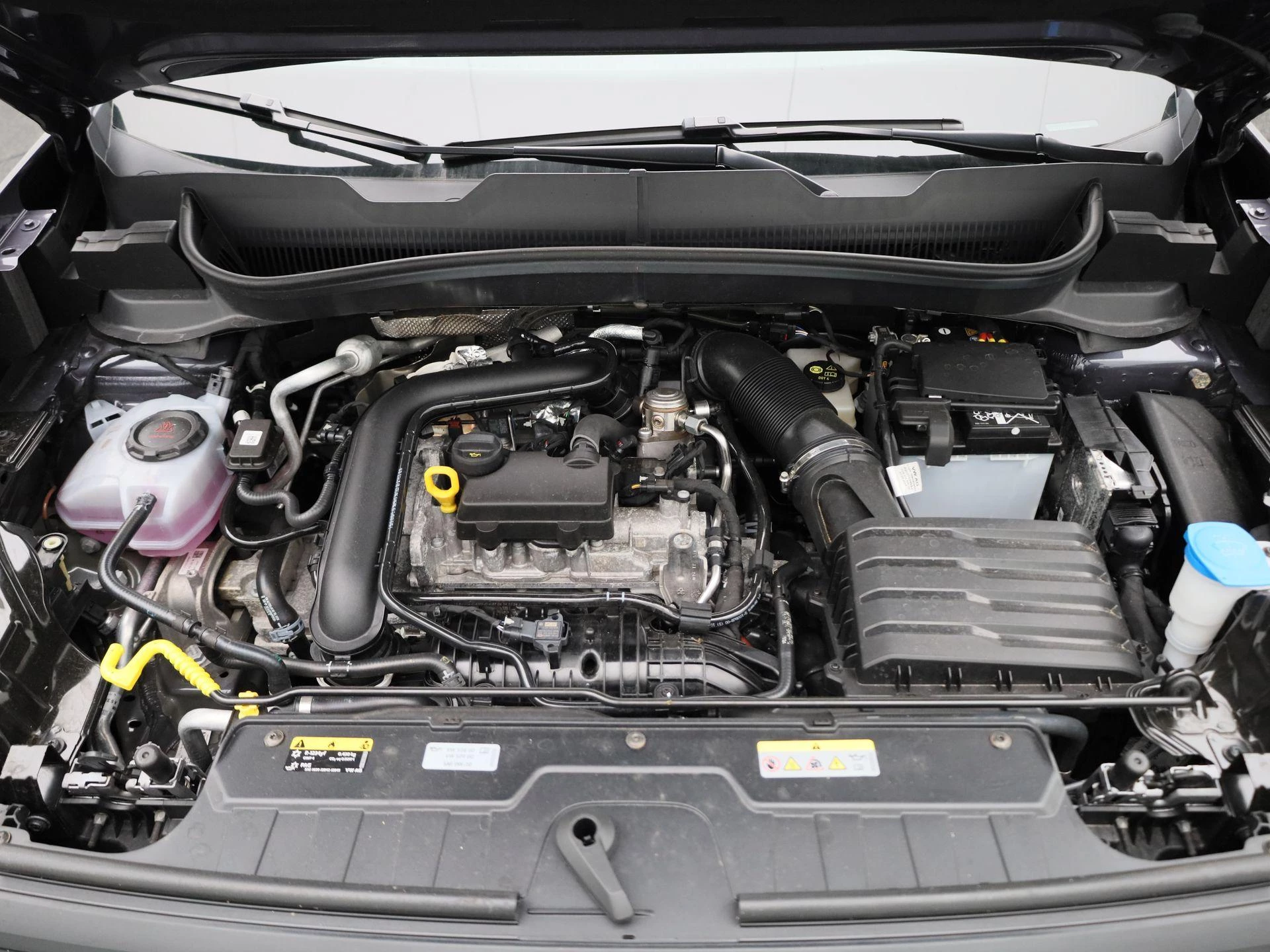 Volkswagen-T-Cross-image-40
