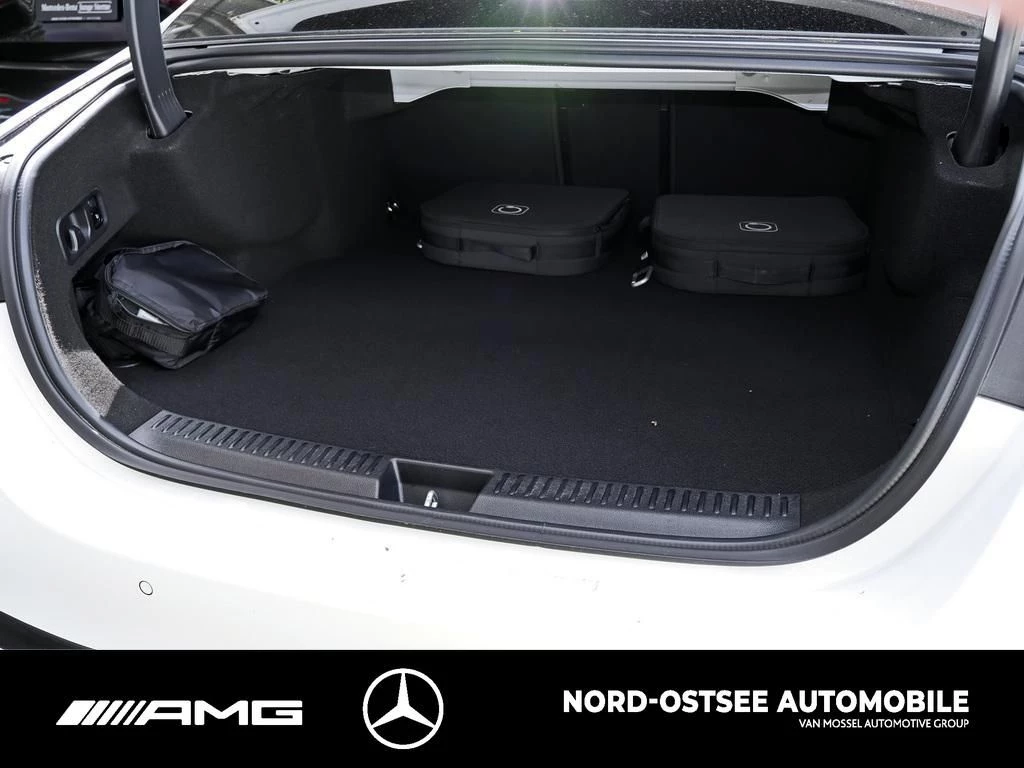 Mercedes-Benz E-Klasse 300 e 4M AMG AHK NIGHT DISTRO BURMESTER 360° AMG Line