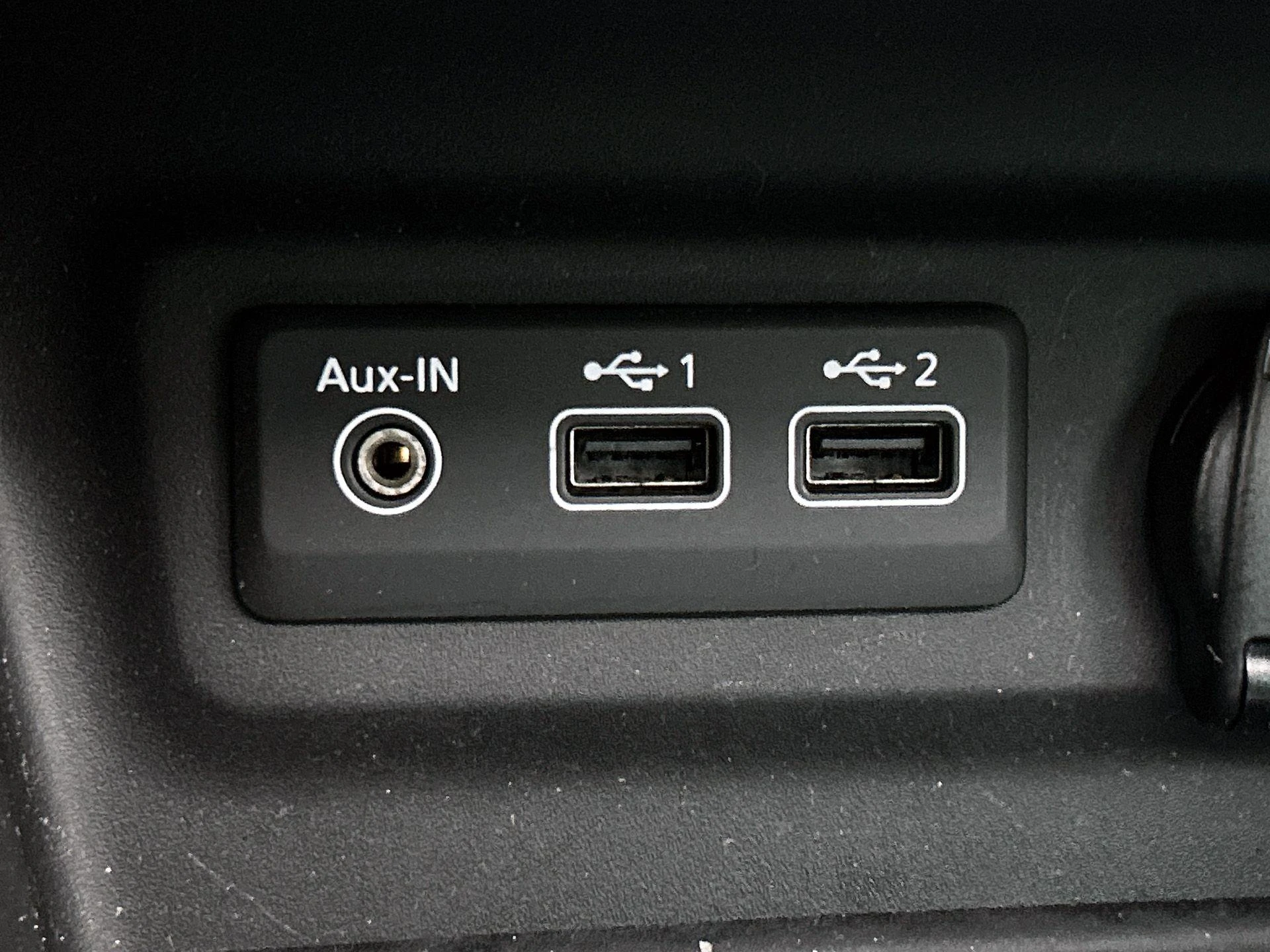 Renault-Megane E-Tech-image-42