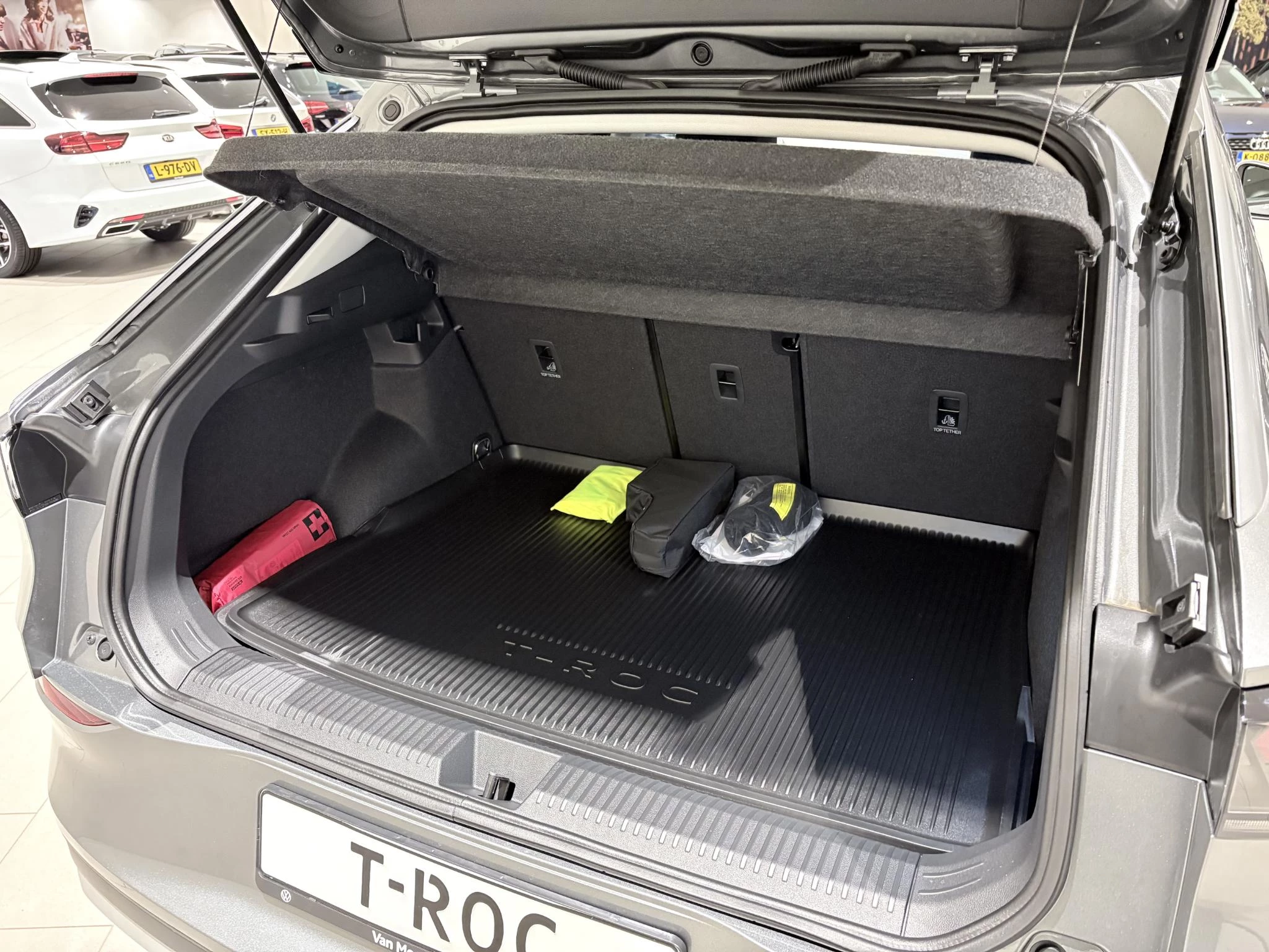 Volkswagen T-Roc 1.5 eTsi Life First Edition 116 PK Automaat