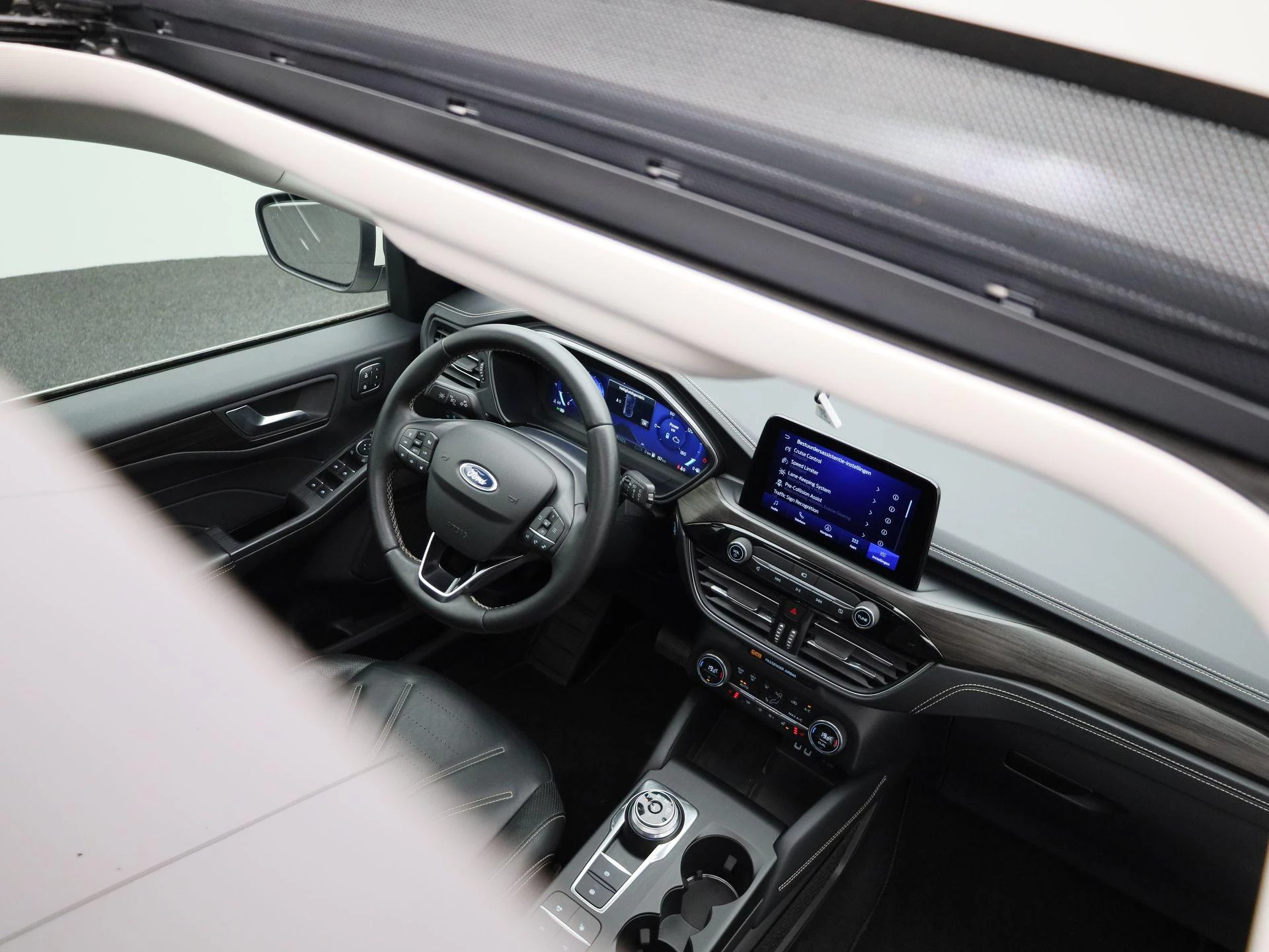 Ford Kuga 2.5 PHEV Vignale