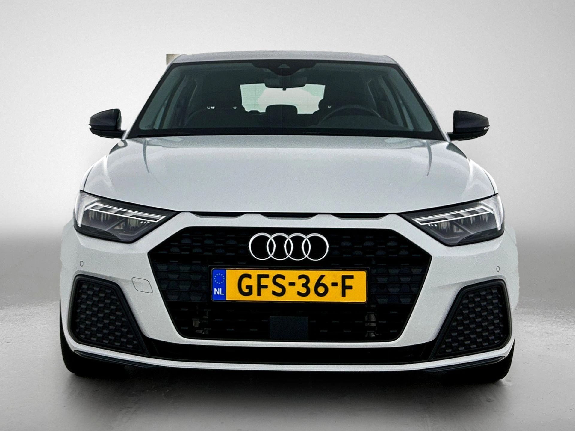 Audi-A1 Sportback-image-4