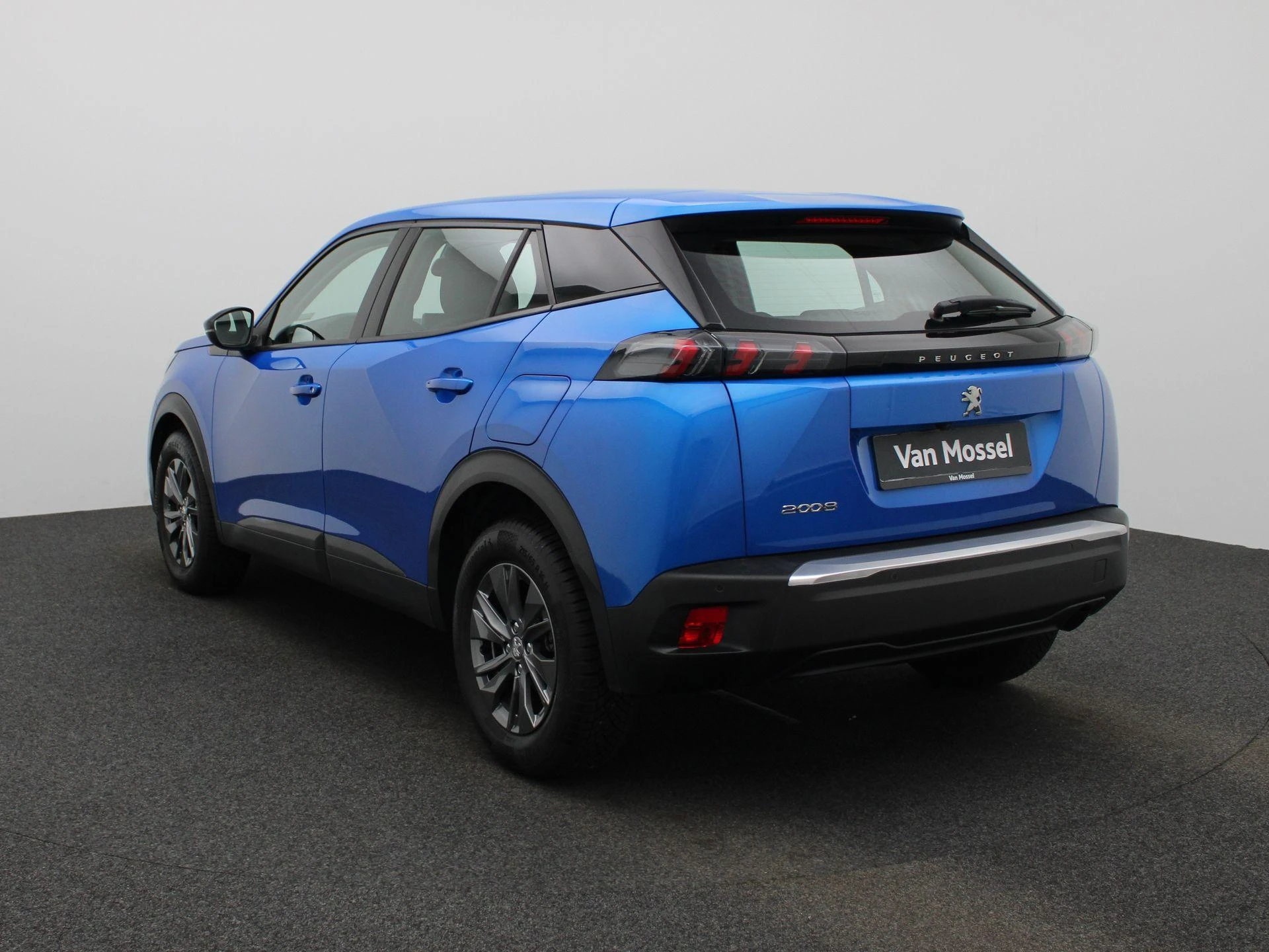 Peugeot-2008-image-1