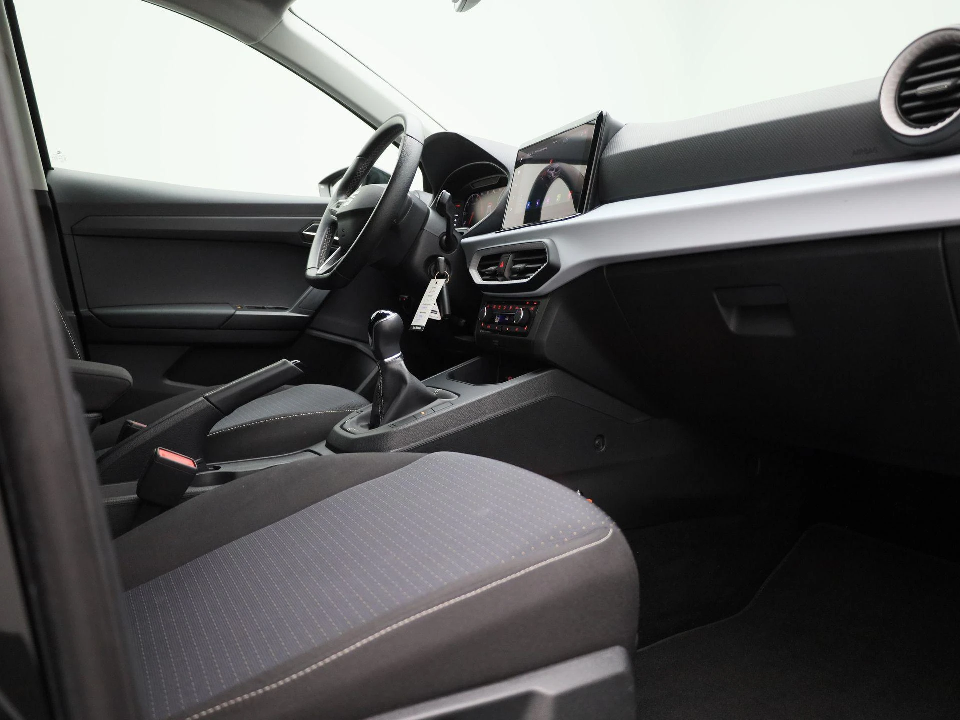 SEAT-Ibiza-image-31