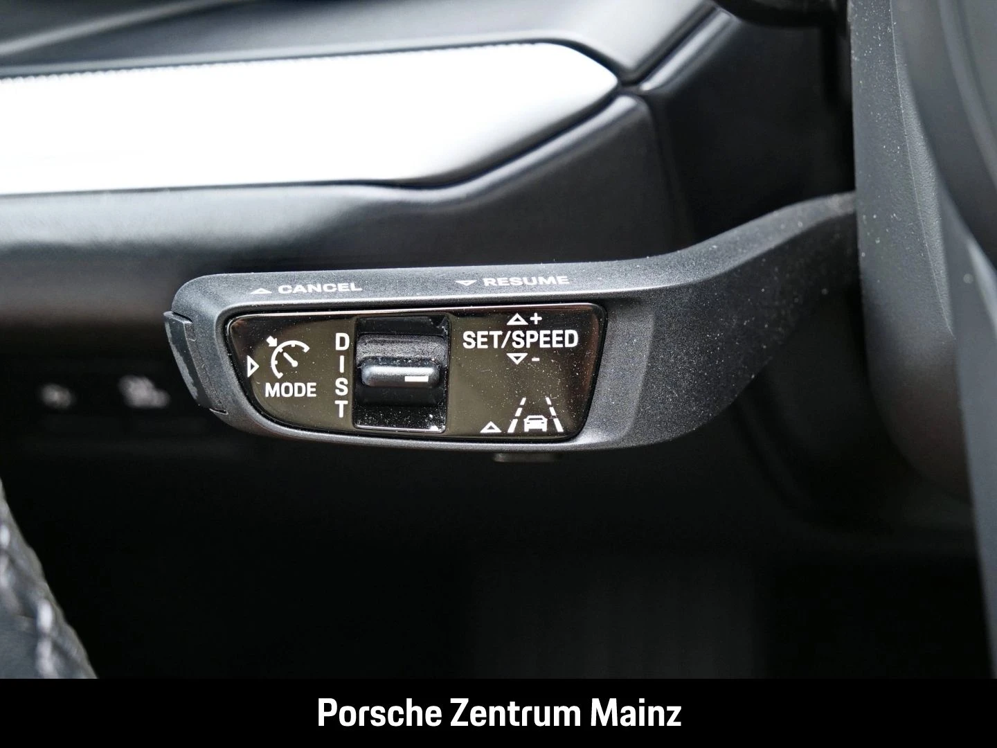 Porsche-Cayenne-image-24