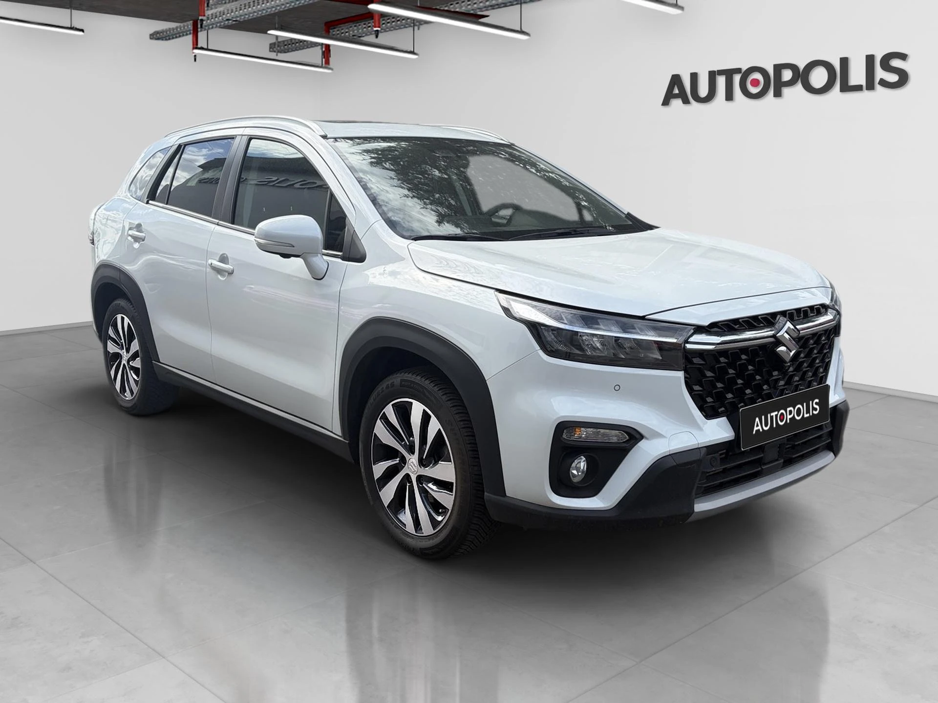 Suzuki-S-Cross-image-10