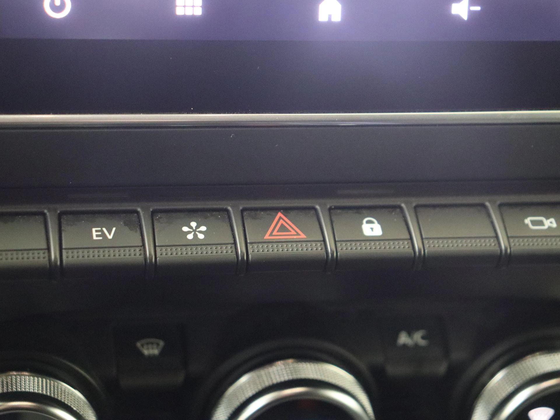 Renault-Clio-image-24