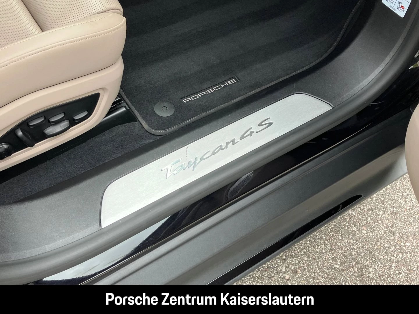 Porsche Taycan 4S Sport Turismo Burmester Surround-View -