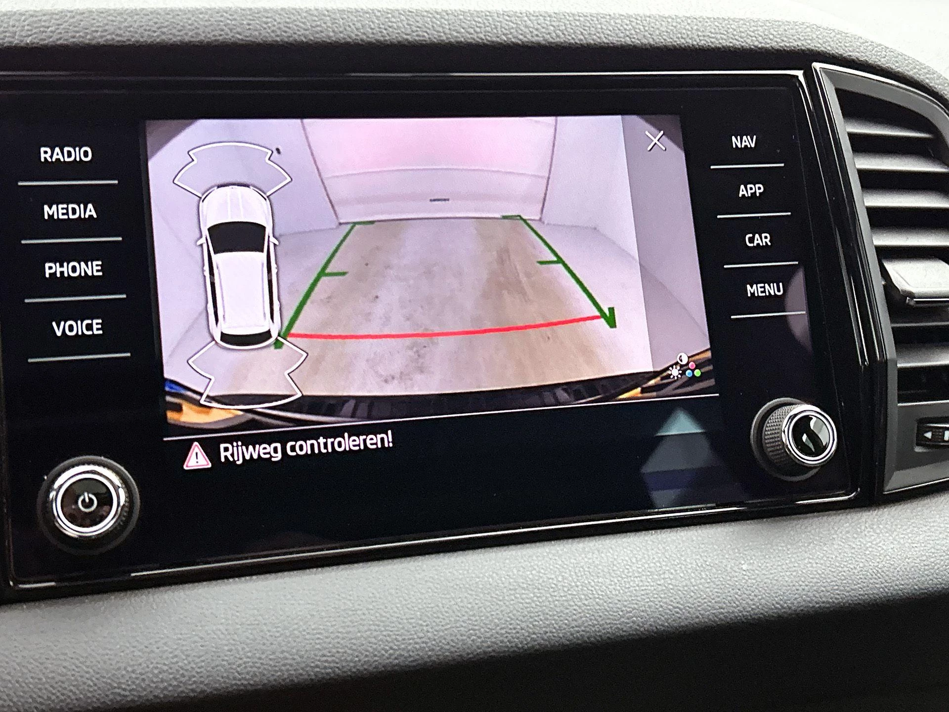 Škoda Karoq 1.5 TSI ACT Sportline Business