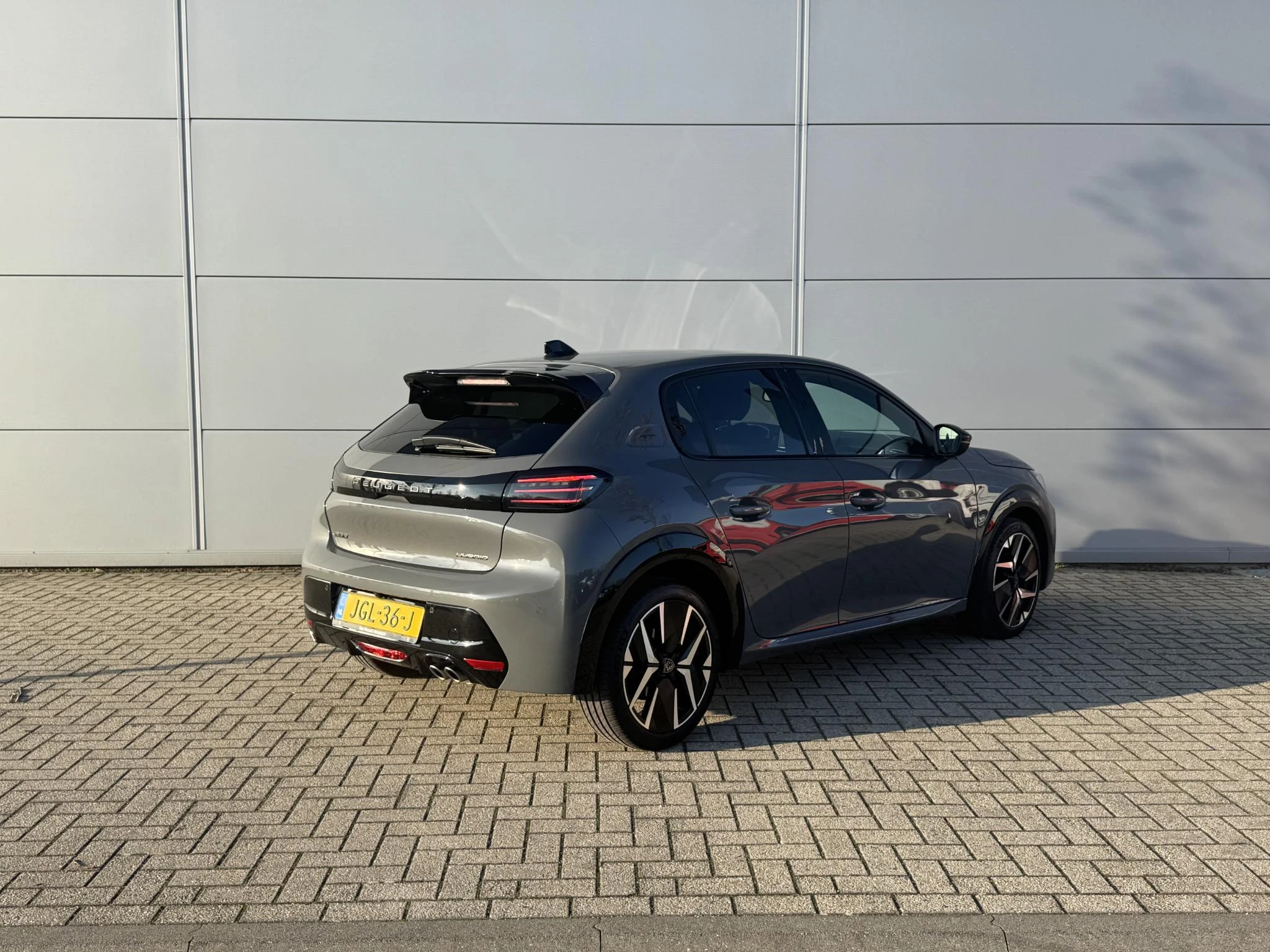 Peugeot-208-image-5