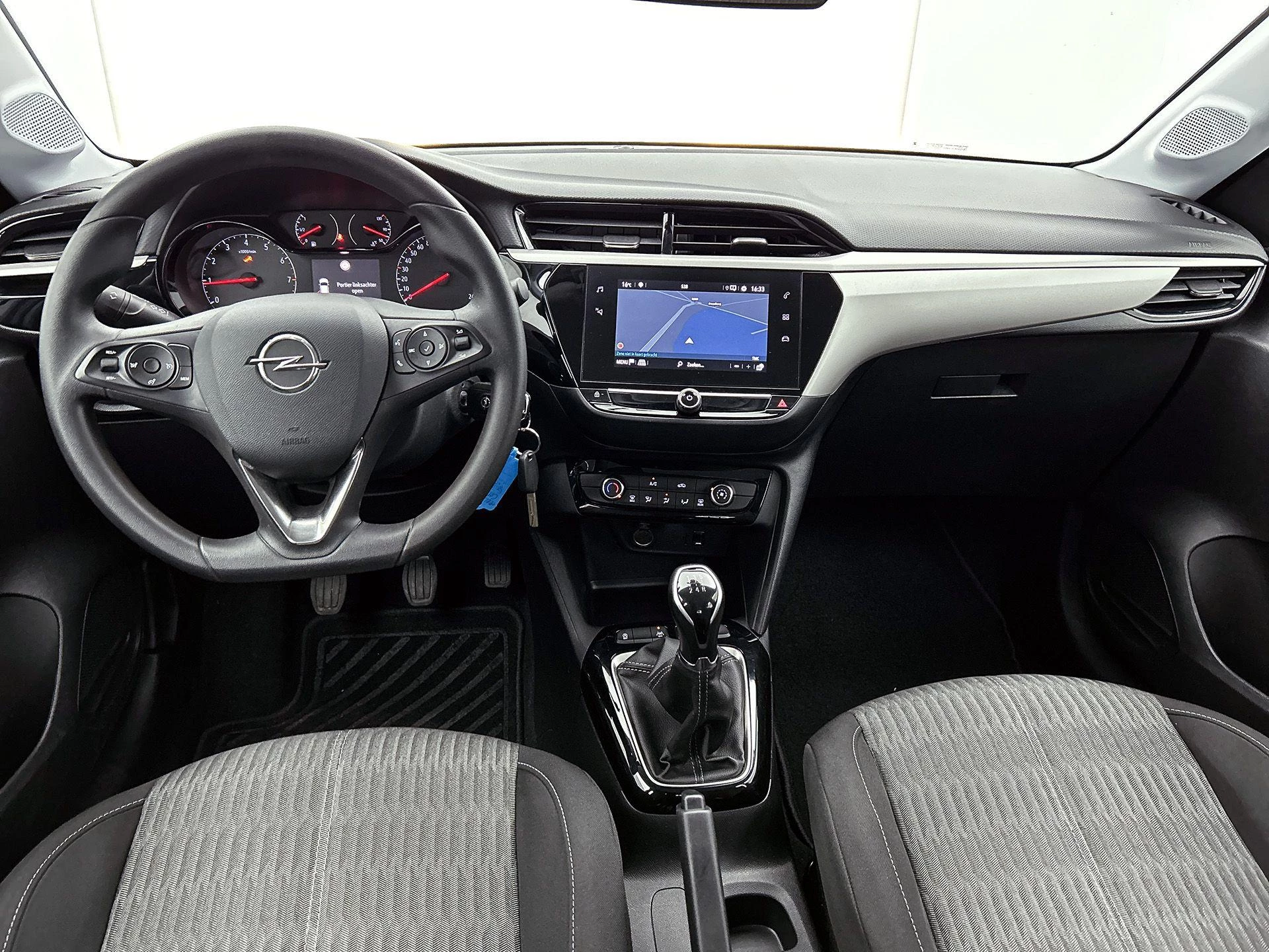 Opel-Corsa-image-17