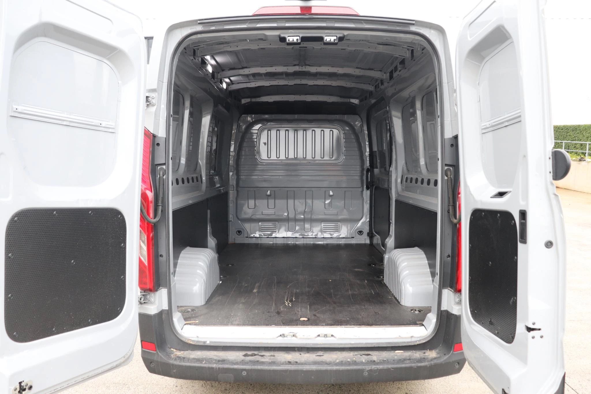 Maxus-Deliver9-image-6