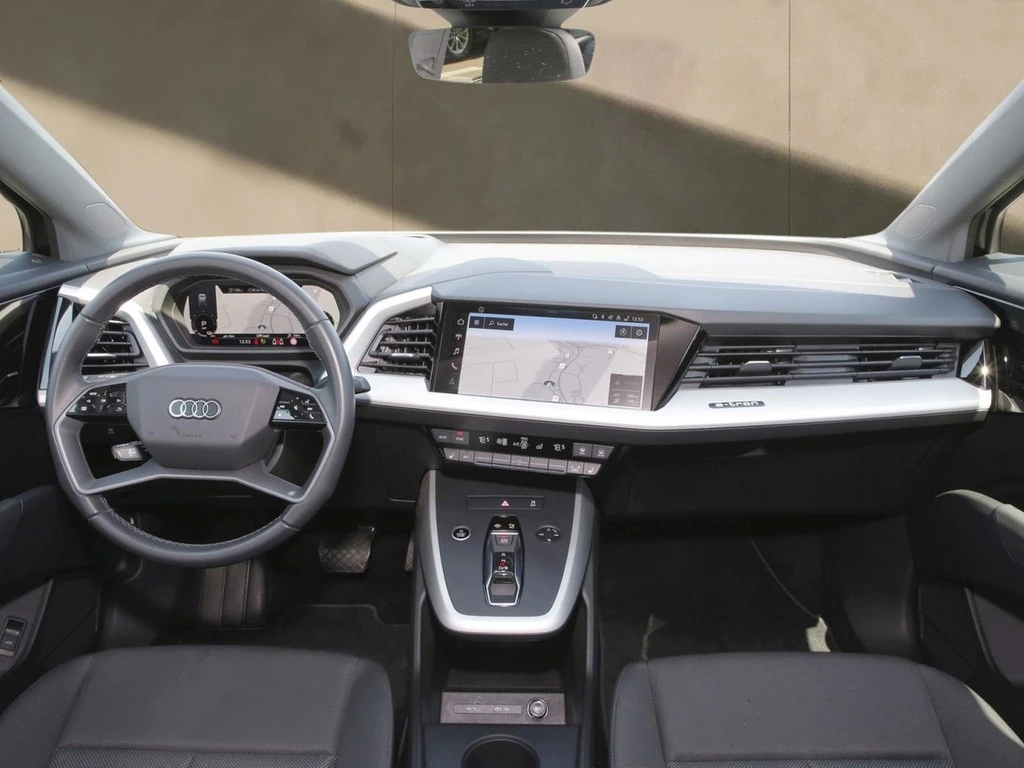 Audi Q4 e-tron 40 AHK*NAVI*VIRTUAL*ACC*PDC*LED*SHZ