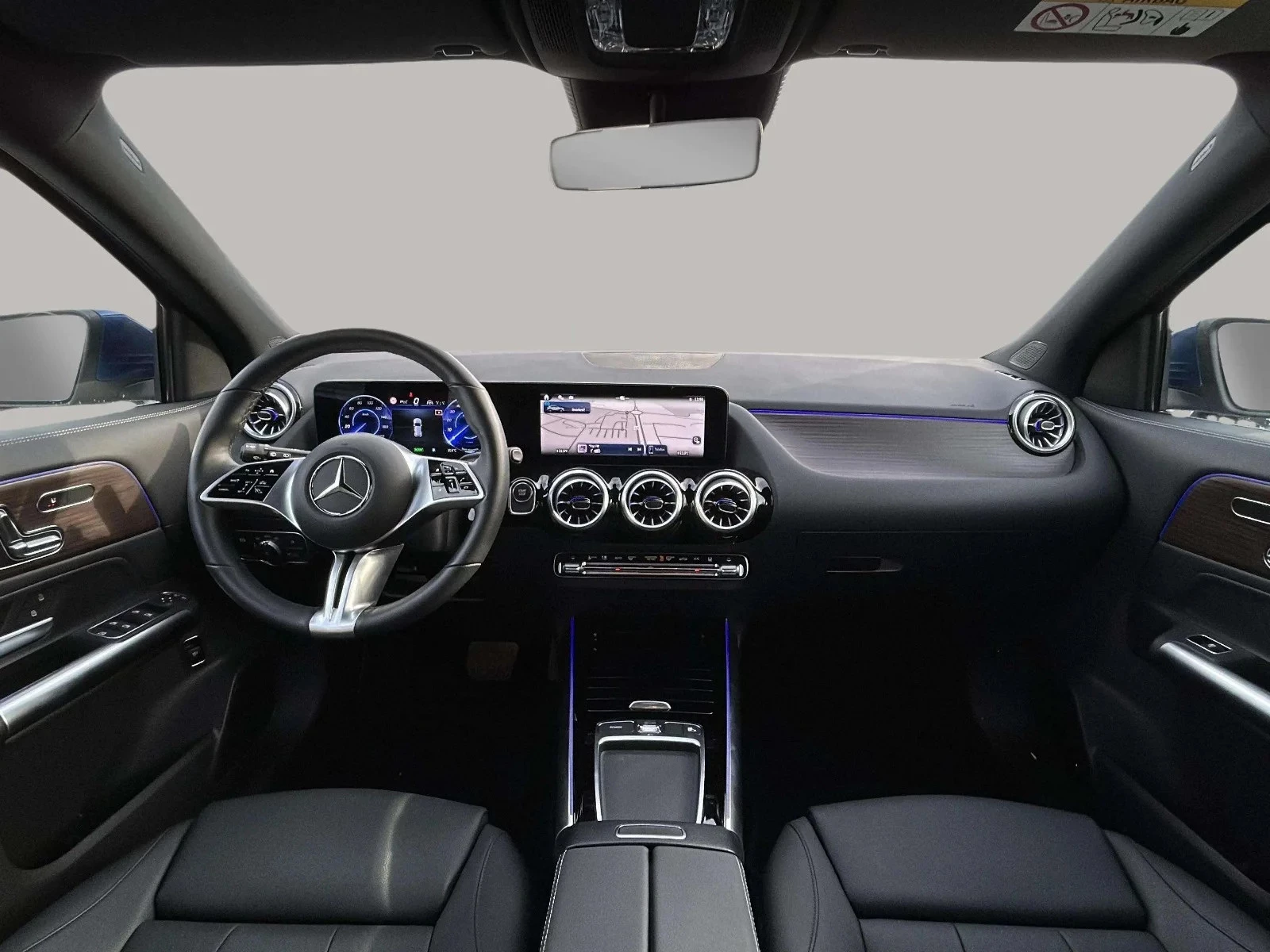 Mercedes-Benz-EQA-image-12