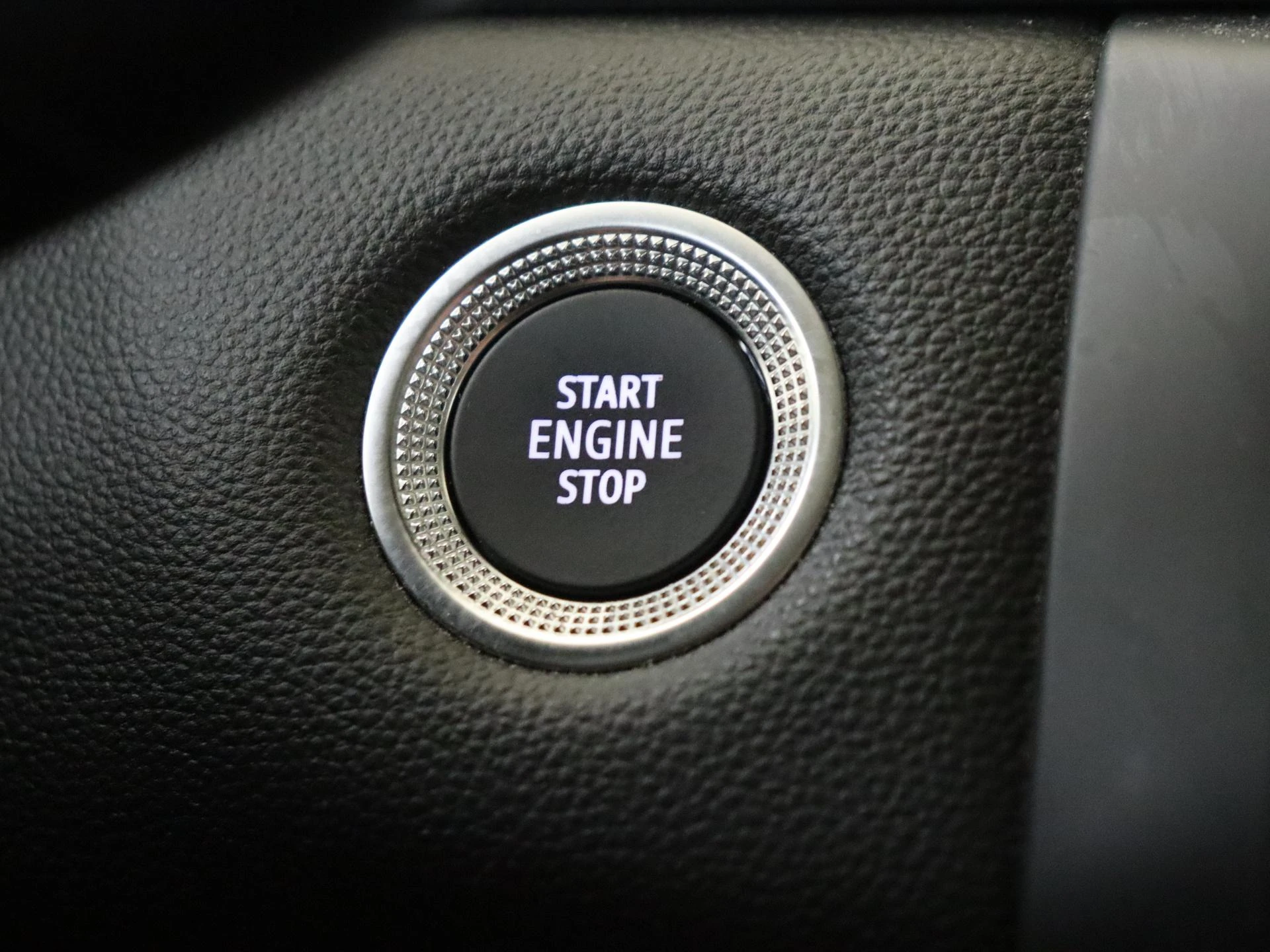 Renault-Captur-image-20