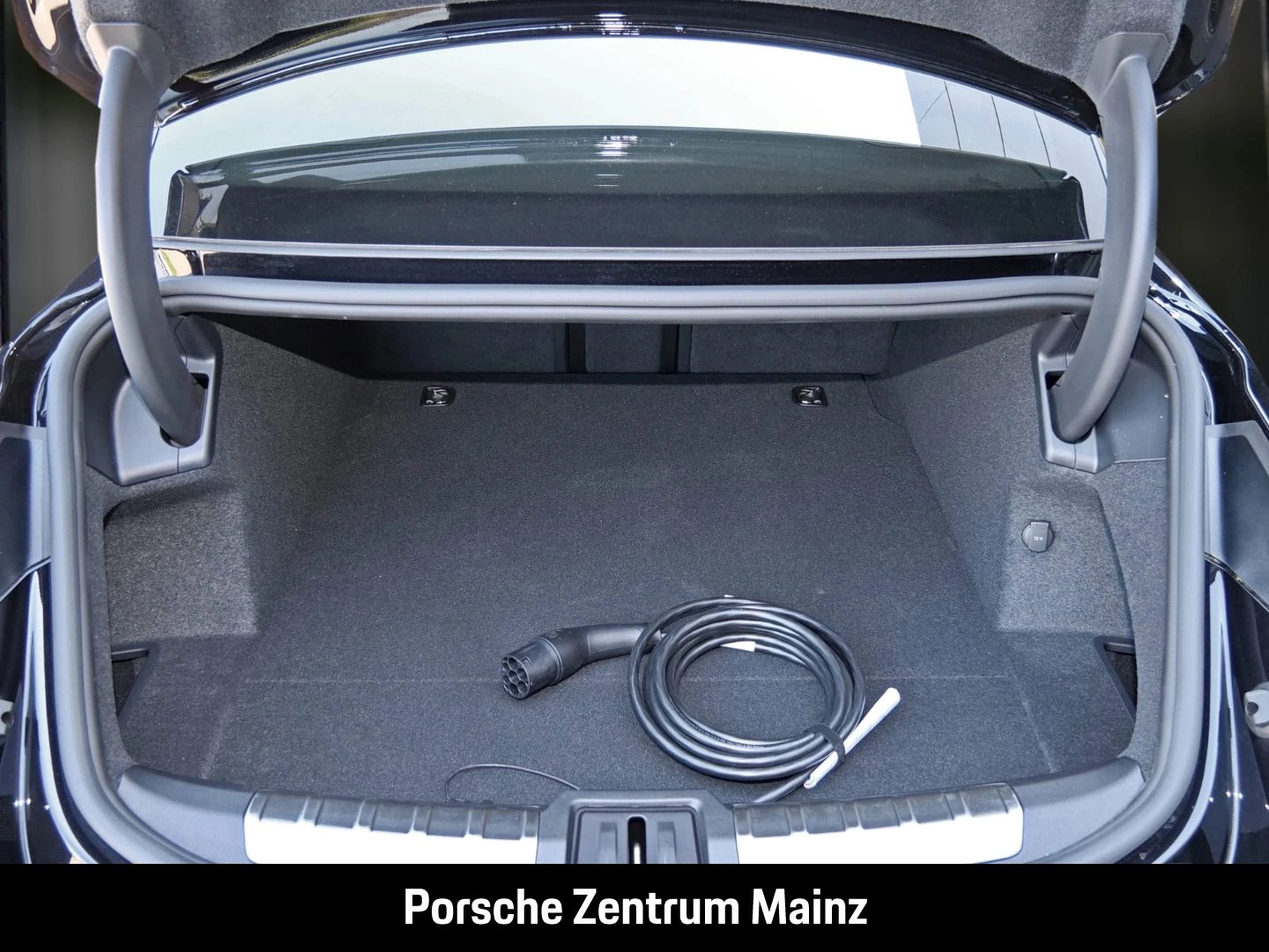 Porsche Taycan 4 Black Edition InnoDrive Head-Up BOSE black edition