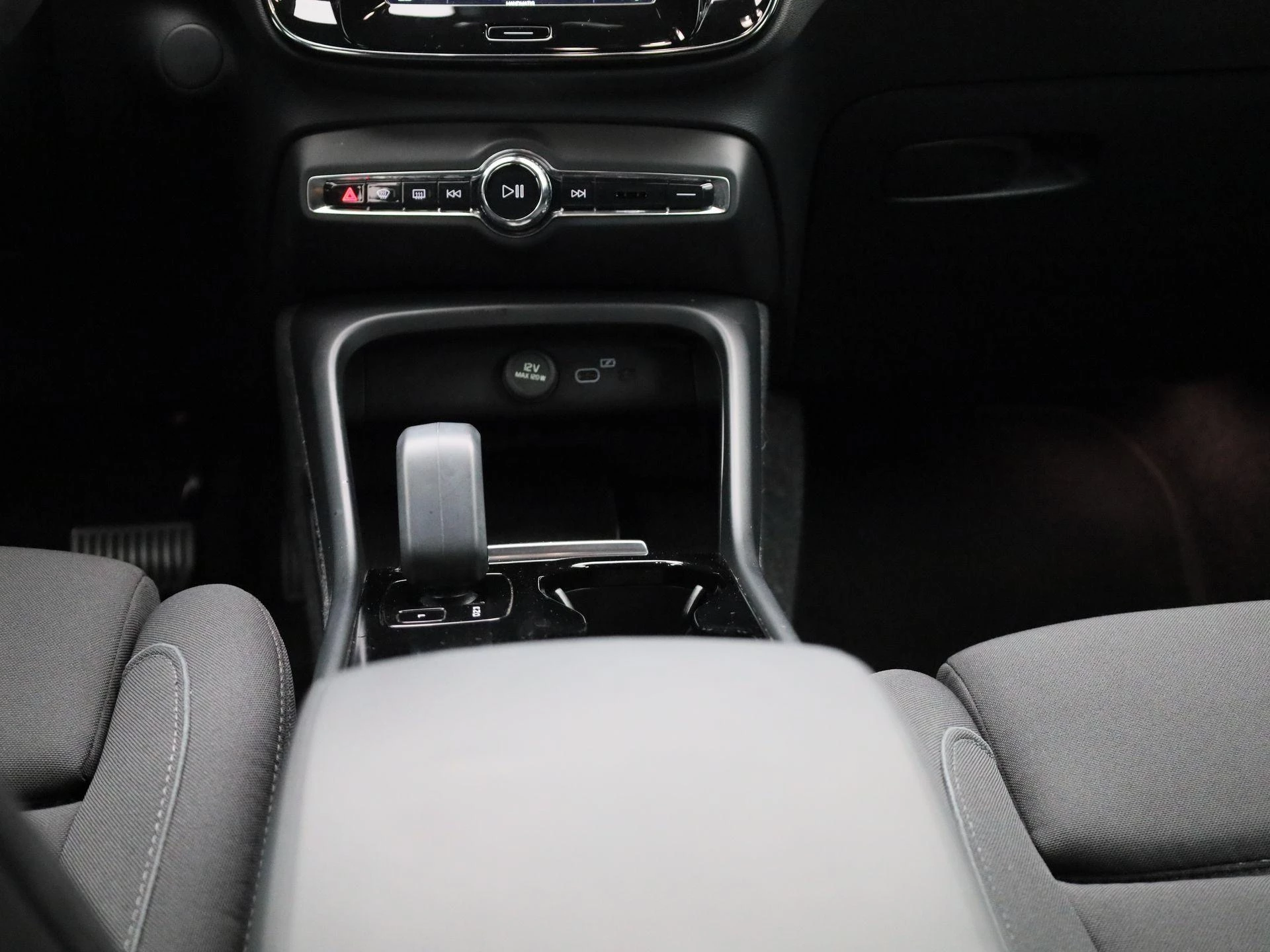 Volvo XC40 Recharge Core
