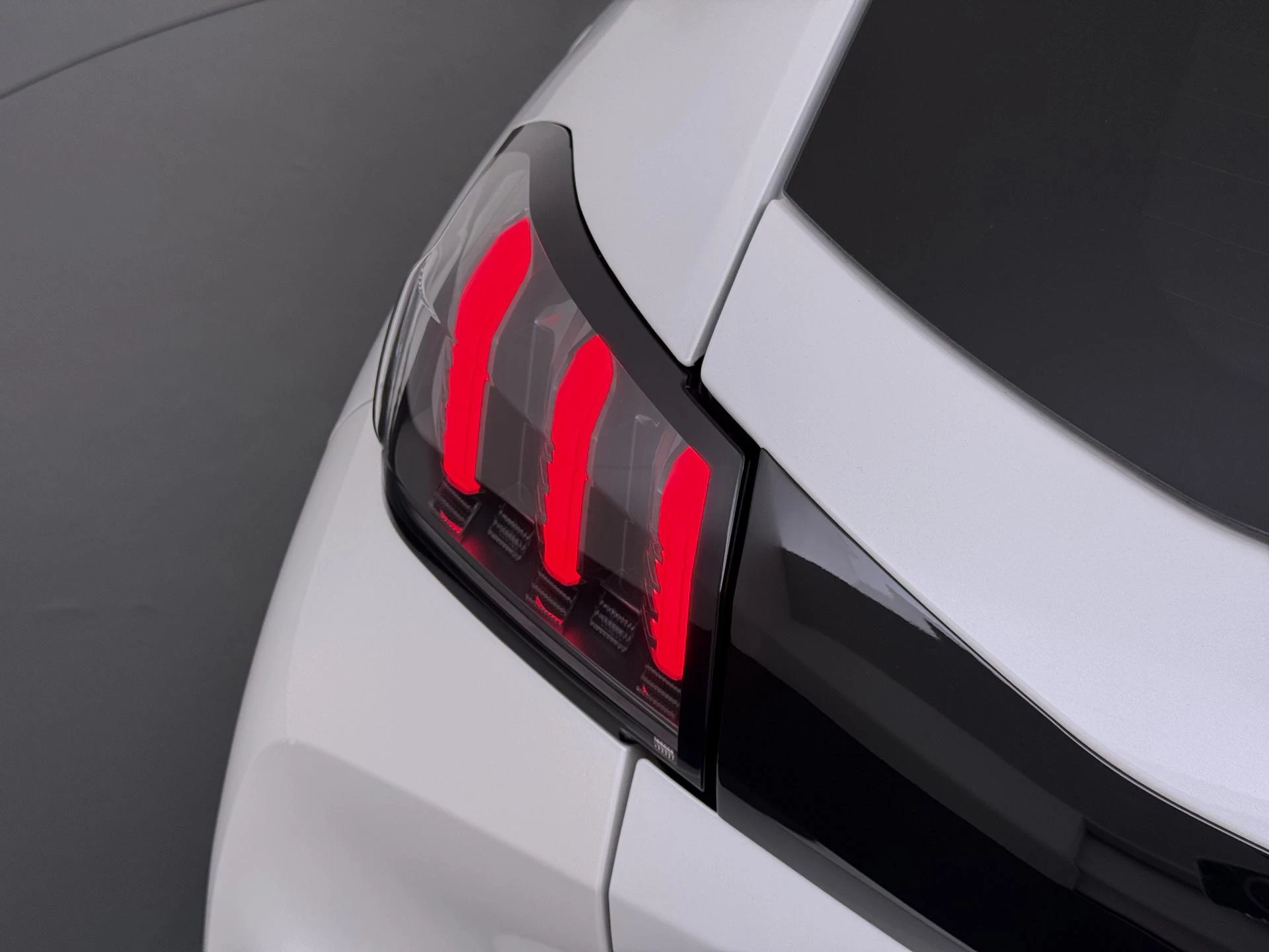 Peugeot-208-image-35