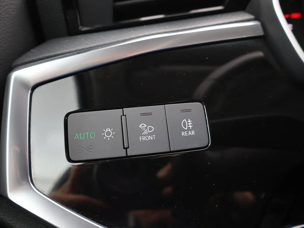 Audi-Q3-image-24