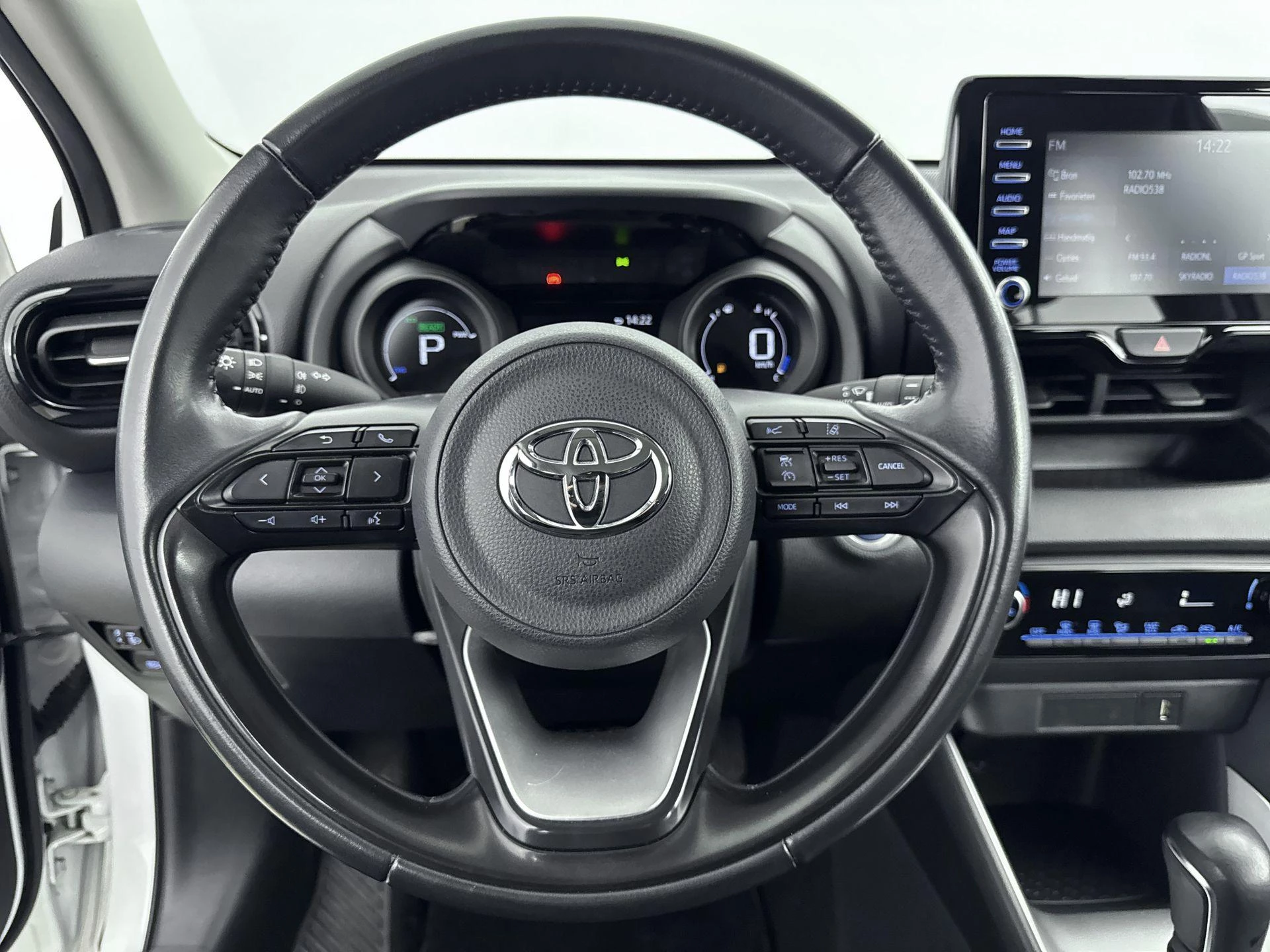 Toyota-Yaris-image-9