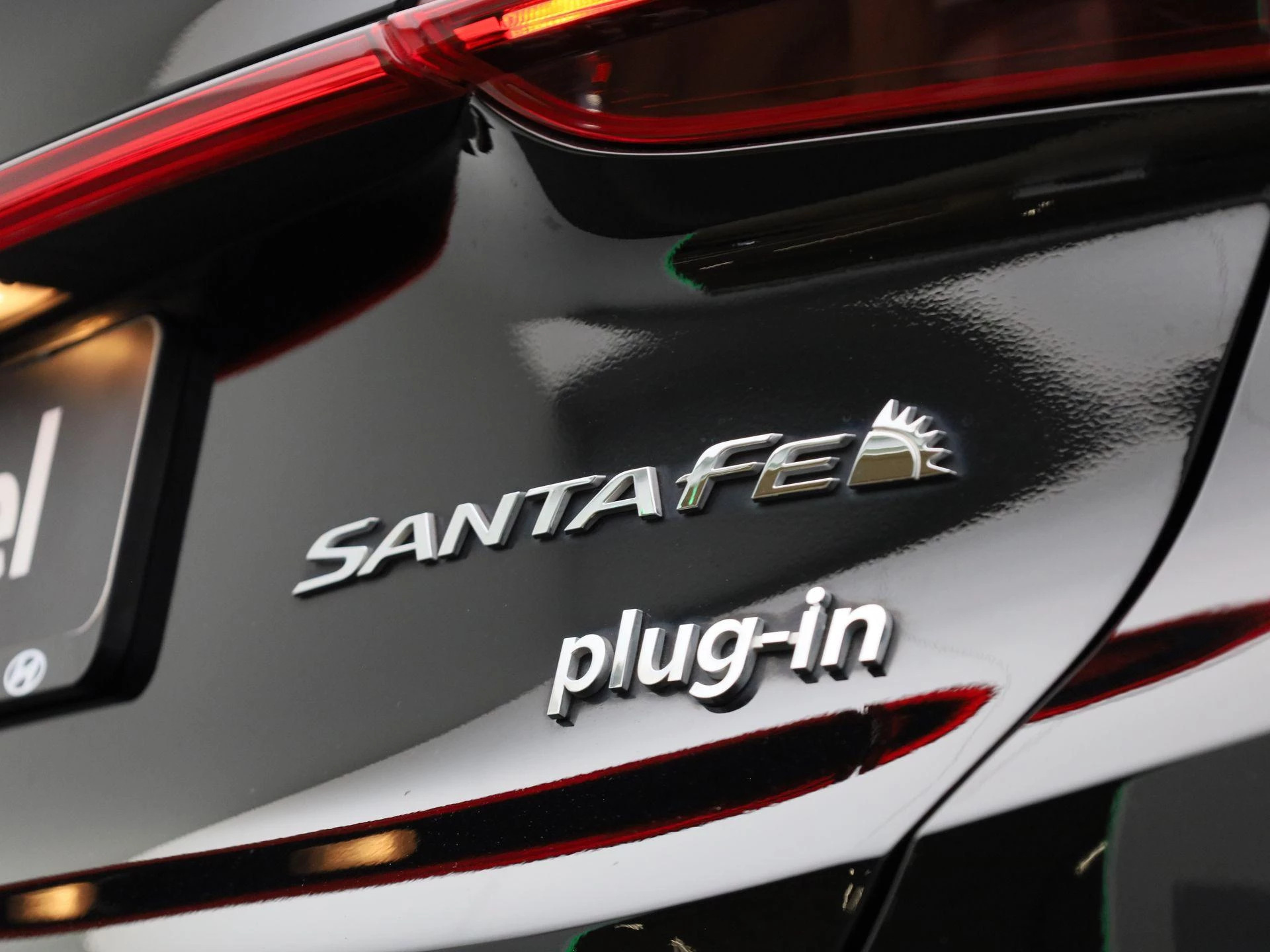Hyundai Santa Fe 1.6 T-GDi Plug-in Hybrid 4x4 Shine Aut.
