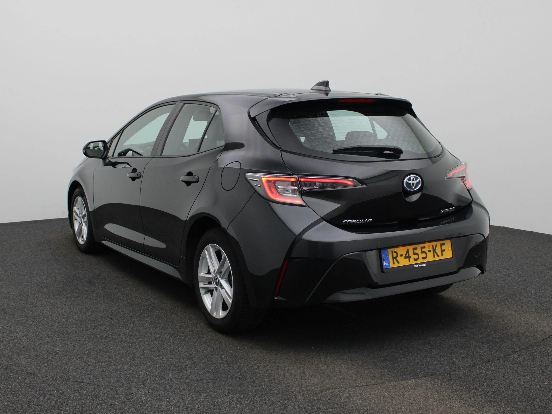 Toyota-Corolla-image-1