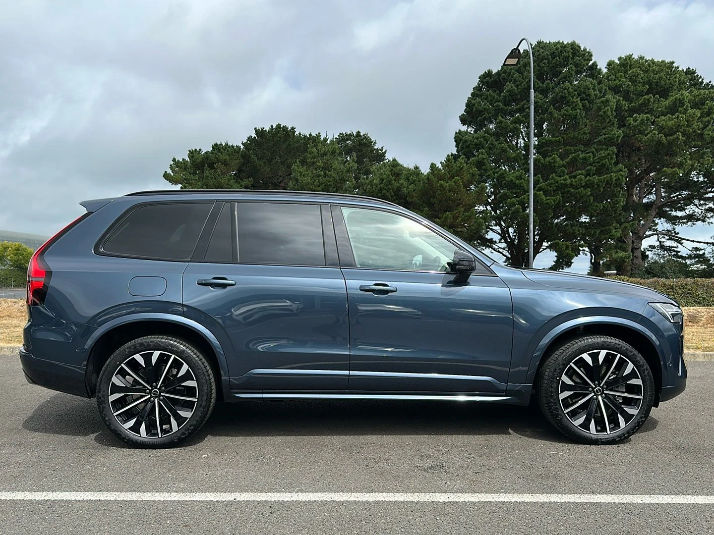 Volvo-XC90-image-9