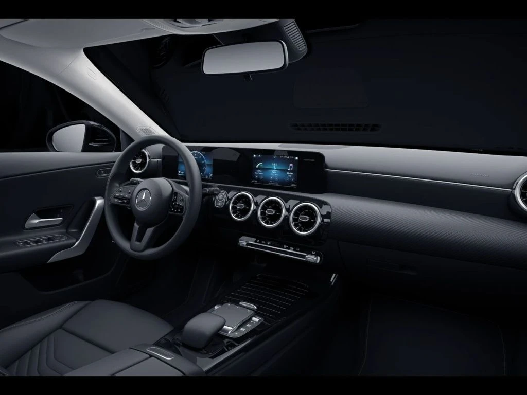 Mercedes-Benz-CLA 250-image-12