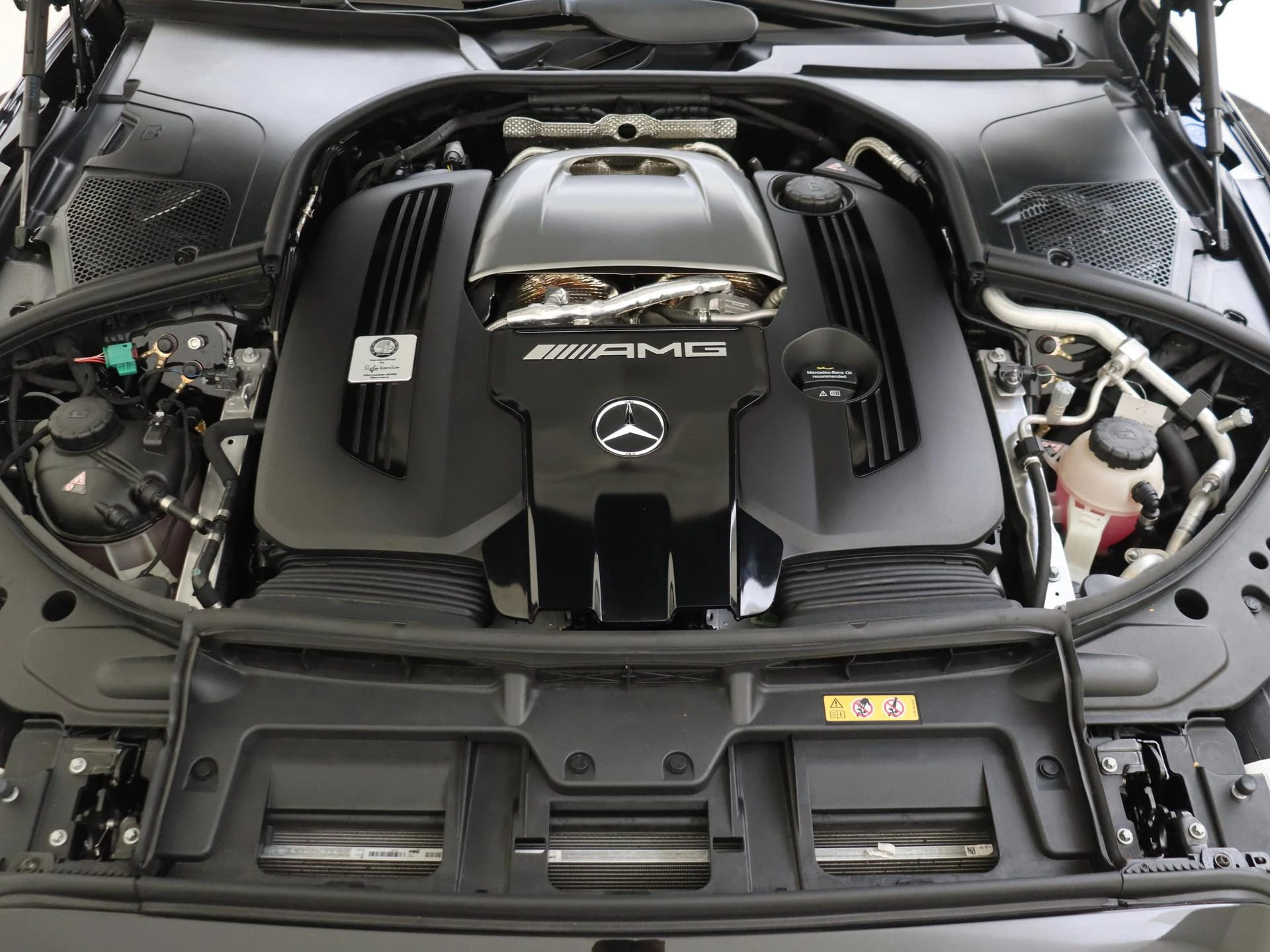 Mercedes-Benz-S-Klasse-image-8