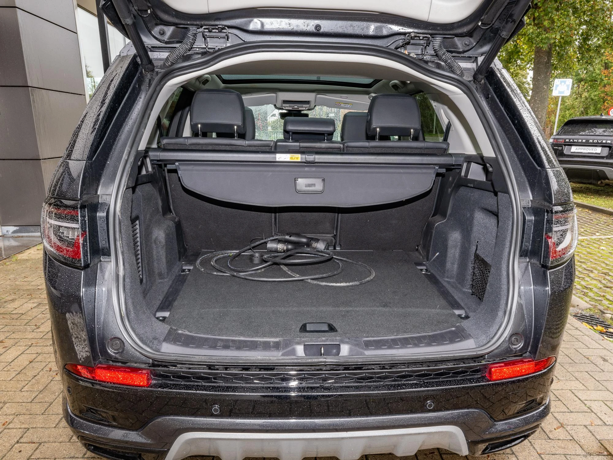 Land Rover-Discovery Sport-image-19