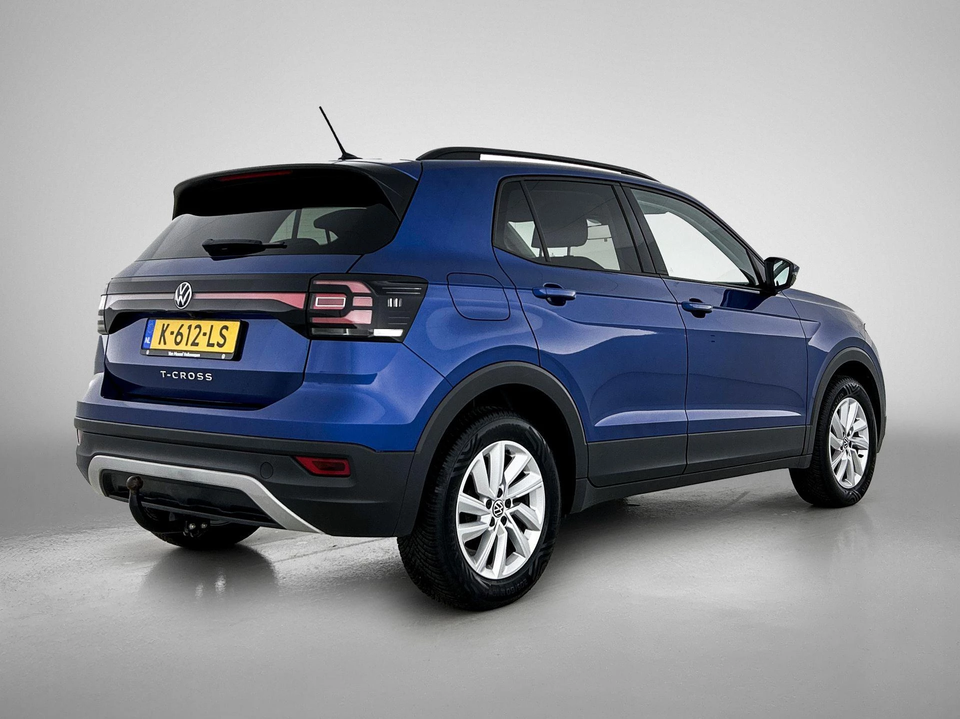 Volkswagen-T-Cross-image-3