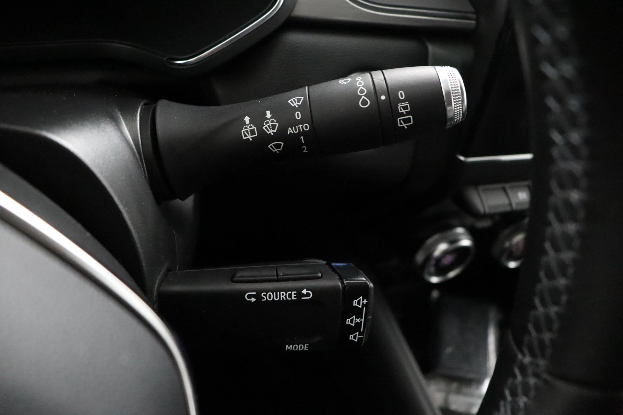 Renault-Captur-image-24