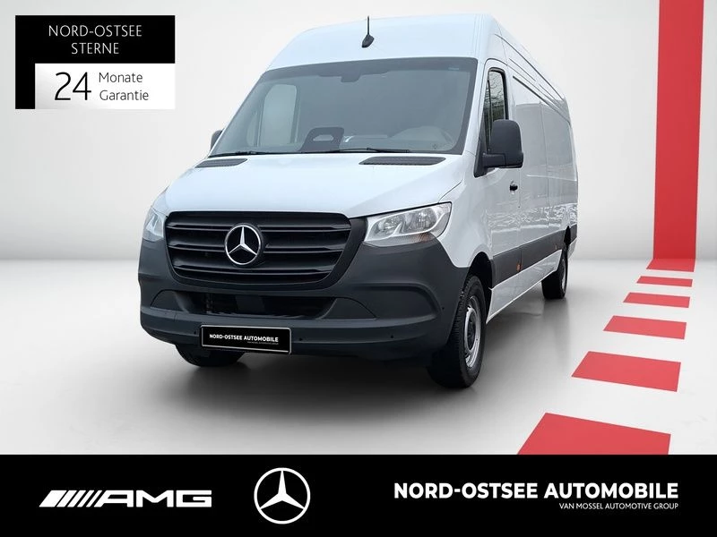 Mercedes-Benz-Sprinter-image-0