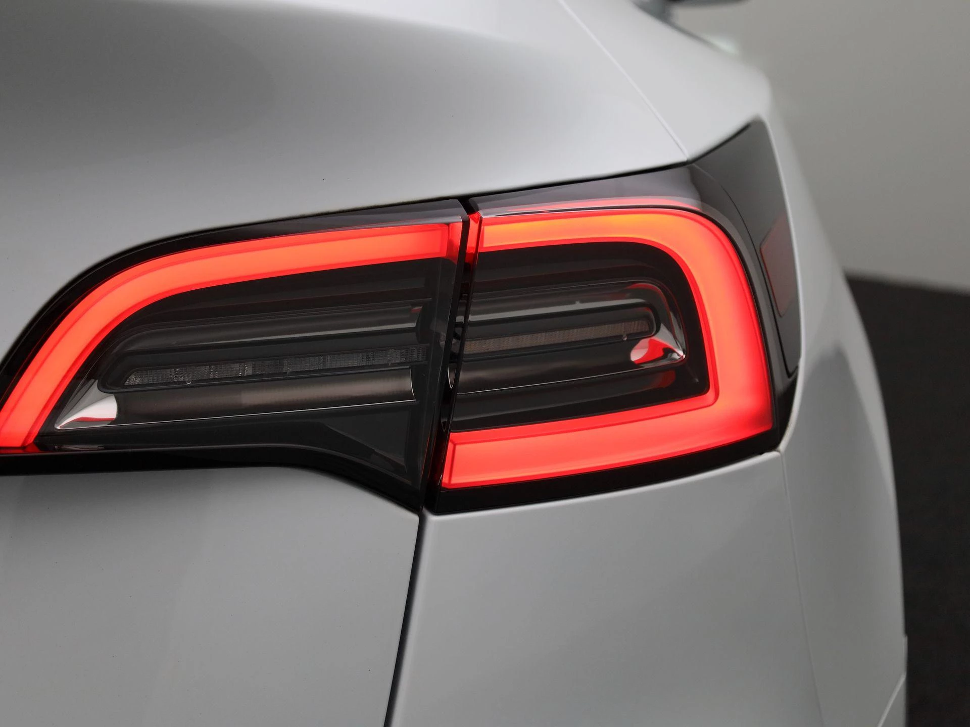 Tesla-Model Y-image-37