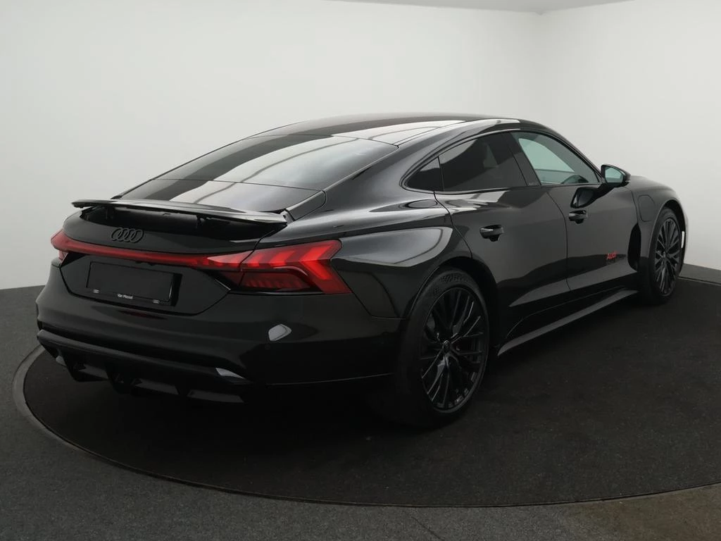 Audi e-tron GT Audi e-tron GT QUATTRO Corporate 503PK FULL BLACK *HUD*B&O SOUND*PANO ROOF* DEMO